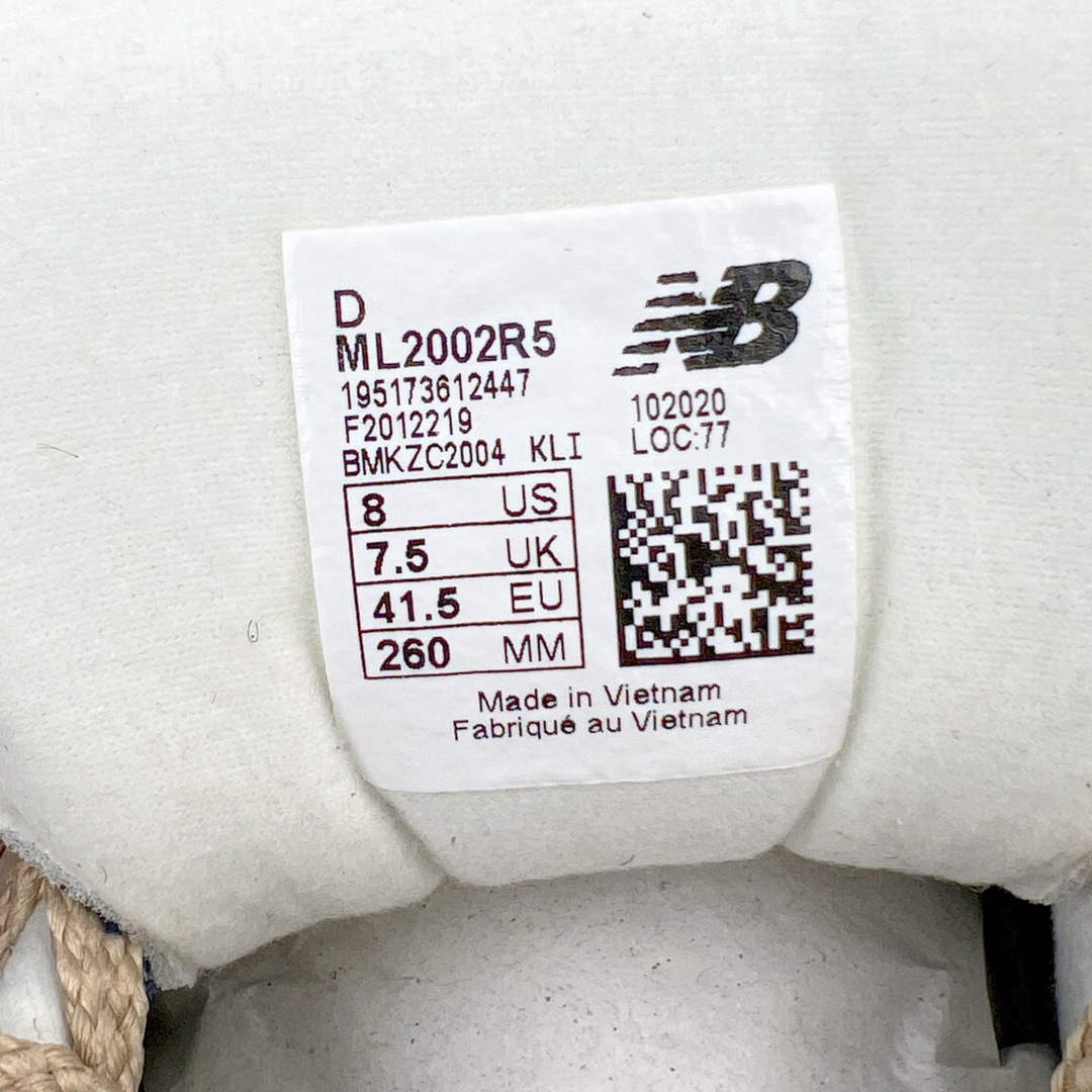 图片[18]-＃M纯原 New Balance ML2002R5 米黄 NB新百伦潮流复古织物皮革减震防滑耐磨轻便低帮跑步鞋 原档数据独立私模大底 唯一正确六层组合大底 RB前软后硬 百分百还原原鞋脚感 基于市场现有版本全新升级调整 NB市场最强产物 全网最全配色加持 全套原楦原纸板原厂数据开发 全鞋电脑针车加持 原厂网布 原装进口头层翻毛皮料正确绒感卡色 正确中底拉帮中底网布细节 一比一手工擦旧效果 冲裁组合 匠心打造 耗时两个月开发完成 工艺极其复杂难度可想而知 高端零售专供产物 尺码：36 37 37.5 38 38.5 39.5 40 40.5 41.5 42 42.5 43 44 44.5 45 45.5 46.5 47-选品中心