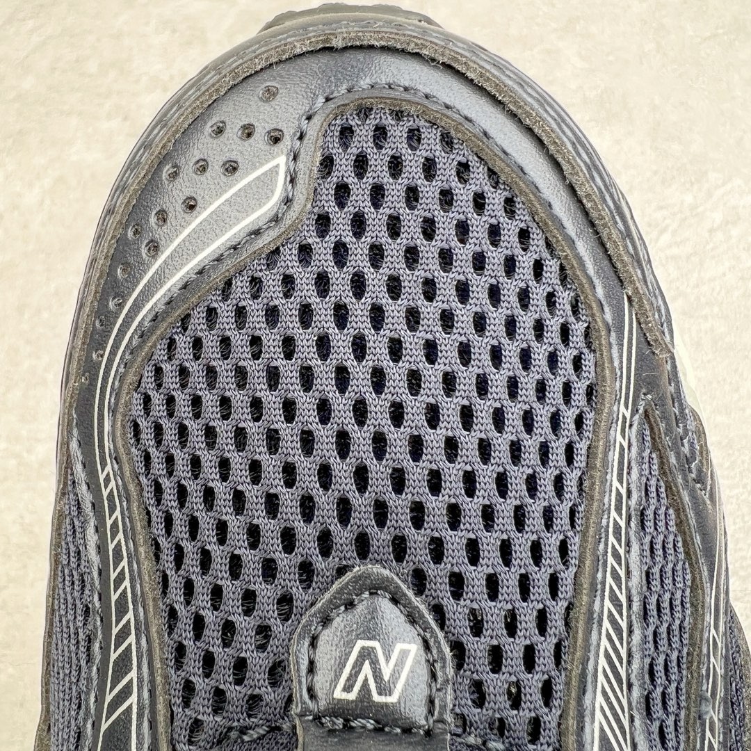图片[12]-＃M纯原 New Balance M1906RCA 藏青 NB新百伦潮流复古织物皮革减震防滑耐磨轻便低帮跑步鞋 原档数据独立私模大底 唯一正确六层组合大底 RB前软后硬 百分百还原原鞋脚感 基于市场现有版本全新升级调整 NB市场最强产物 全网最全配色加持 全套原楦原纸板原厂数据开发 全鞋电脑针车加持 原厂网布 原装进口头层翻毛皮料正确绒感卡色 正确中底拉帮中底网布细节 一比一手工擦旧效果 冲裁组合 匠心打造 耗时两个月开发完成 工艺极其复杂难度可想而知 高端零售专供产物 尺码：36 37 37.5 38 38.5 39.5 40 40.5 41.5 42 42.5 43 44 44.5 45 45.5 46.5 47-选品中心