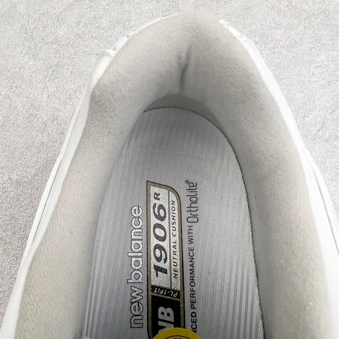 图片[15]-＃M纯原 New Balance M1906RE 白银 NB新百伦潮流复古织物皮革减震防滑耐磨轻便低帮跑步鞋 原档数据独立私模大底 唯一正确六层组合大底 RB前软后硬 百分百还原原鞋脚感 基于市场现有版本全新升级调整 NB市场最强产物 全网最全配色加持 全套原楦原纸板原厂数据开发 全鞋电脑针车加持 原厂网布 原装进口头层翻毛皮料正确绒感卡色 正确中底拉帮中底网布细节 一比一手工擦旧效果 冲裁组合 匠心打造 耗时两个月开发完成 工艺极其复杂难度可想而知 高端零售专供产物 尺码：36 37 37.5 38 38.5 39.5 40 40.5 41.5 42 42.5 43 44 44.5 45 45.5 46.5 47-选品中心
