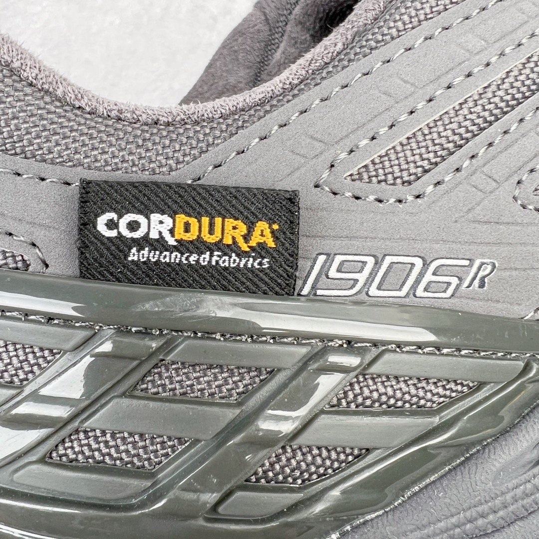 图片[11]-＃M纯原 New Balance M1906RU 深灰色 NB新百伦潮流复古织物皮革减震防滑耐磨轻便低帮跑步鞋 原档数据独立私模大底 唯一正确六层组合大底 RB前软后硬 百分百还原原鞋脚感 基于市场现有版本全新升级调整 NB市场最强产物 全网最全配色加持 全套原楦原纸板原厂数据开发 全鞋电脑针车加持 原厂网布 原装进口头层翻毛皮料正确绒感卡色 正确中底拉帮中底网布细节 一比一手工擦旧效果 冲裁组合 匠心打造 耗时两个月开发完成 工艺极其复杂难度可想而知 高端零售专供产物 尺码：36 37 37.5 38 38.5 39.5 40 40.5 41.5 42 42.5 43 44 44.5 45 45.5 46.5 47-选品中心