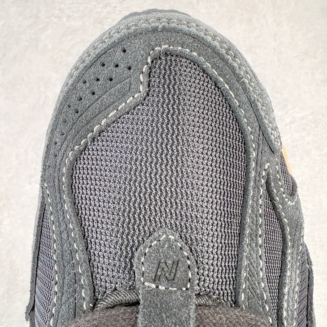 图片[15]-＃M纯原 New Balance M1906RK 黑色 NB新百伦潮流复古织物皮革减震防滑耐磨轻便低帮跑步鞋 原档数据独立私模大底 唯一正确六层组合大底 RB前软后硬 百分百还原原鞋脚感 基于市场现有版本全新升级调整 NB市场最强产物 全网最全配色加持 全套原楦原纸板原厂数据开发 全鞋电脑针车加持 原厂网布 原装进口头层翻毛皮料正确绒感卡色 正确中底拉帮中底网布细节 一比一手工擦旧效果 冲裁组合 匠心打造 耗时两个月开发完成 工艺极其复杂难度可想而知 高端零售专供产物 尺码：36 37 37.5 38 38.5 39.5 40 40.5 41.5 42 42.5 43 44 44.5 45 45.5 46.5 47-选品中心