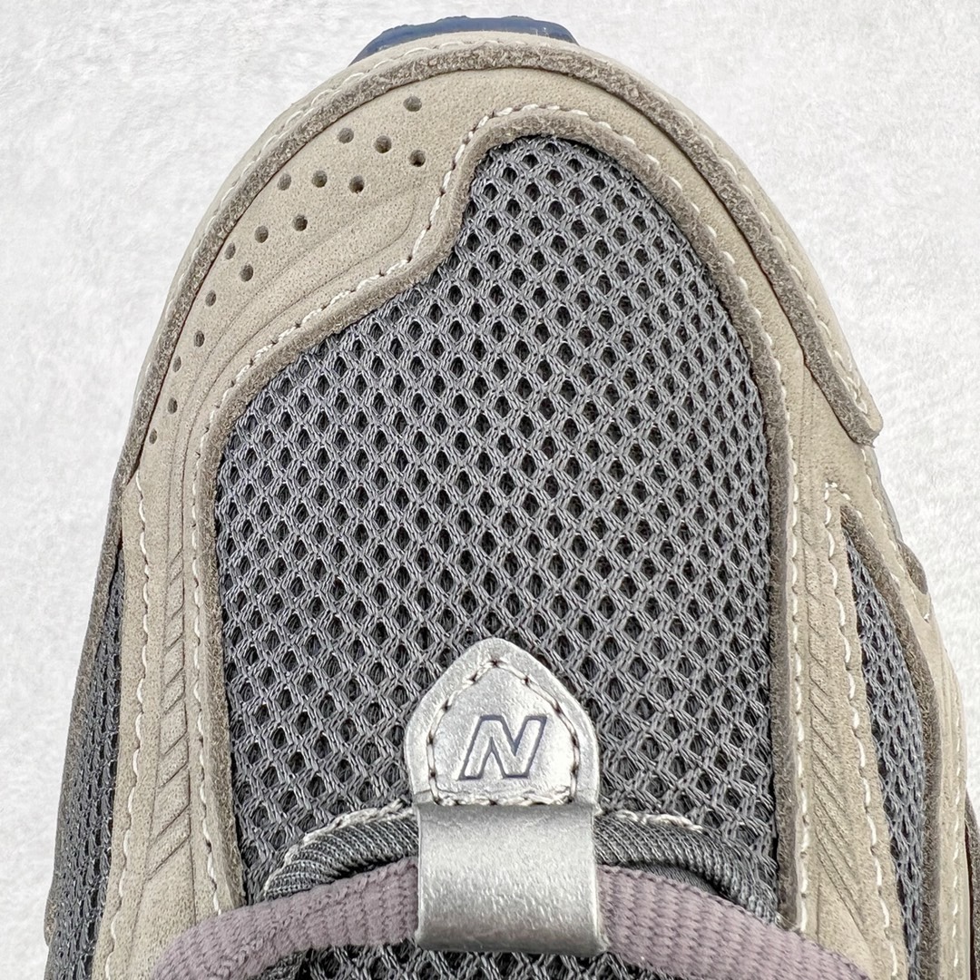 图片[11]-＃M纯原 New Balance M1906RB 经典灰 NB新百伦潮流复古织物皮革减震防滑耐磨轻便低帮跑步鞋 原档数据独立私模大底 唯一正确六层组合大底 RB前软后硬 百分百还原原鞋脚感 基于市场现有版本全新升级调整 NB市场最强产物 全网最全配色加持 全套原楦原纸板原厂数据开发 全鞋电脑针车加持 原厂网布 原装进口头层翻毛皮料正确绒感卡色 正确中底拉帮中底网布细节 一比一手工擦旧效果 冲裁组合 匠心打造 耗时两个月开发完成 工艺极其复杂难度可想而知 高端零售专供产物 尺码：36 37 37.5 38 38.5 39.5 40 40.5 41.5 42 42.5 43 44 44.5 45 45.5 46.5 47-选品中心