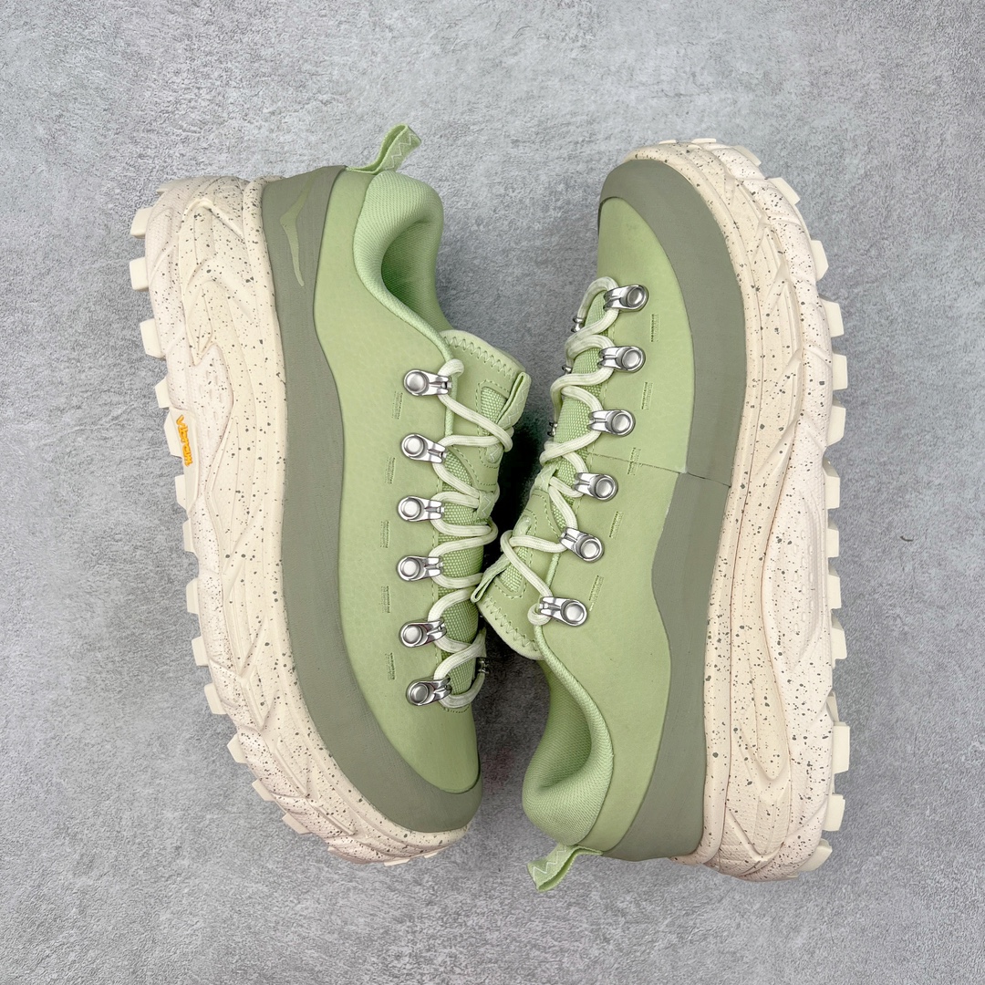 图片[3]-＃X版纯原 HOKA ONE ONE Tor Uitra Low 托亚潮流户外越野登山功能鞋 鞋款利用机能、户外、复古元素将都市型格与户外机能无缝结合 既能自由穿梭于城市的钢筋水泥之间 也能轻松演绎山系潮流搭配 全粒面皮革结合模压鞋口 提升持久耐穿度 直至鞋头的鞋带设计 舒适灵活的调节 搭配鞋头处HOKA ONE ONE飞翼纹饰 营造了个性十足的张扬气场 Tor Ultra 配备 Vibram® 鞋底与 EVA 和RMAT® 中底 给穿著者最佳的抓地力及舒适性 另外中底的金属摇杆可稳定脚部行程 当走过崎岖山路时依然让脚部得到平稳的感觉 而整对鞋以皮革和耐用尼龙布材打造 与坚固的鞋底相结合 可以牢固地支撑脚部和脚踝 另外外层搭载的Event技术 保持鞋履防水以及鞋内透气作用 尺码：36 36.5 37.5 38 38.5 39 40 40.5 41 42 42.5 43 44 44.5 45-选品中心