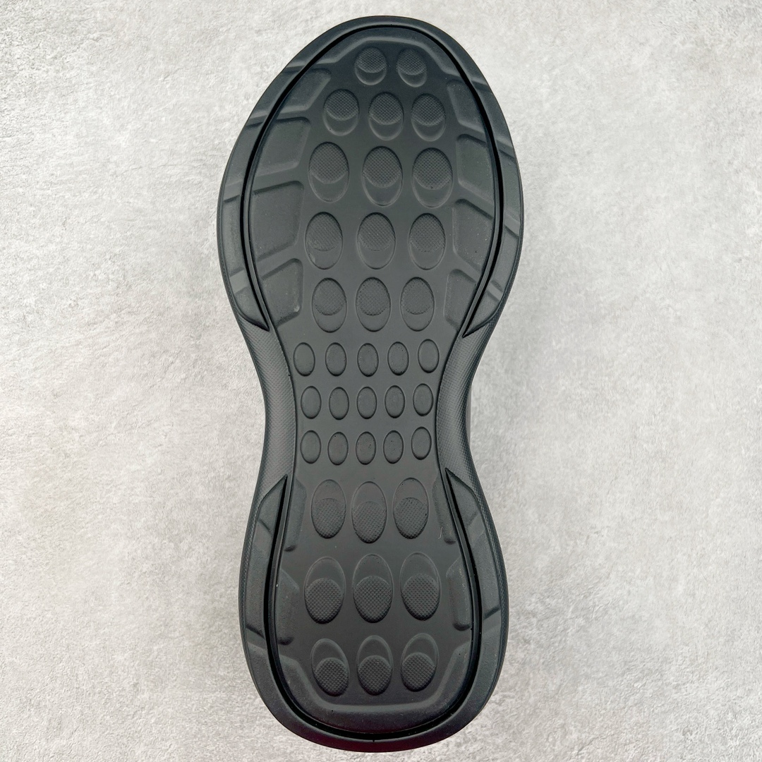 图片[9]-Ecco爱步潮流男鞋2024秋季秋冬款街头潮搭休闲鞋 男款百搭鞋 街头系列新品 工艺牛皮鞋面 挺阔有型纹理清晰 柔韧耐穿 功能性鞋扣让系带更加贴合脚型 自由调节松紧，方便快捷 个性后鞋尾 凸显潮流新元素PU橡胶大底 柔韧耐穿防滑 助力日常舒适穿行 尺码：39-44-选品中心