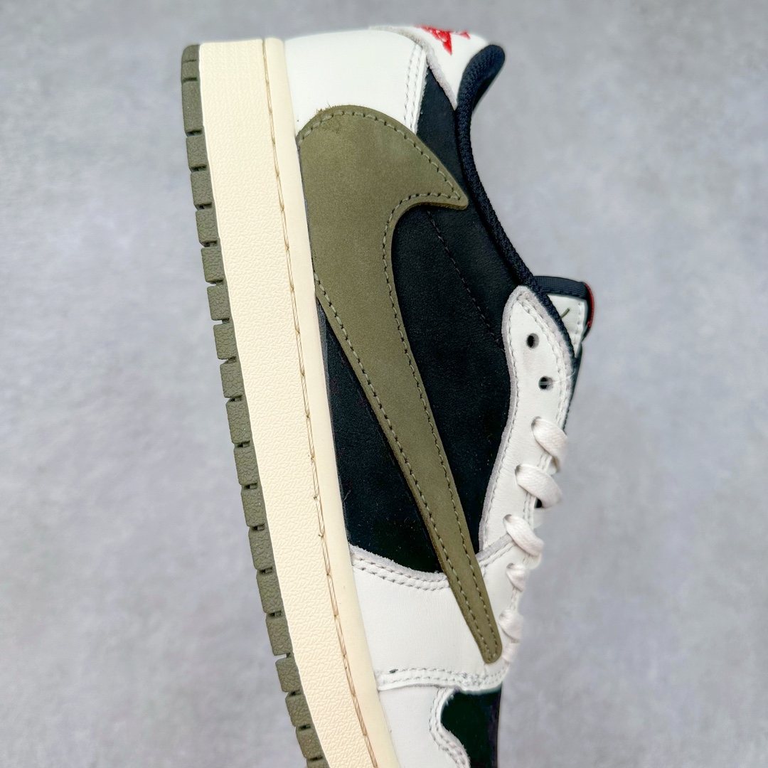 图片[6]-＃福利特价 Travis Scott x Air Jordan AJ1 Low OG SP TS联名倒钩低帮 外贸特供批次 全套原纸板楦头开发 确保原汁原味 完美呈现一代版型 一比一鞋头弧度高度鞋身弧度 此版本只针对中端市场 细节品控鞋型随意秒杀市面同价位 鞋型完美 不臃肿别扭 头层皮料加持 用料绝不含糊 进口玻璃冲刀皮料裁剪零毛边 电脑针车工艺 超高鞋面清洁度 最高QC检验标准 控制溢胶瑕疵 原盒原配 飞翼3D高频深度立体 工艺方面大到整体鞋型 漏斗收腰 底线拉帮 LOGO立体程度 小到针眼排布 载片对称 冲孔效果 鞋标规范 鞋垫背胶等等 无一不是口碑收割 每双都是一个回头客 尺码：36 36.5 37.5 38 38.5 39 40 40.5 41 42 42.5 43 44 44.5 45 46 47.5-选品中心