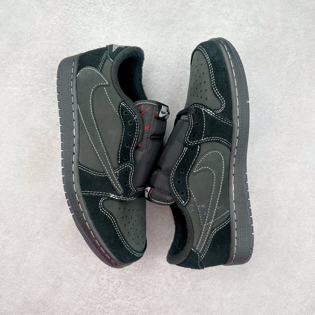 图片[3]-＃福利特价 Travis Scott x Air Jordan AJ1 Low OG SP TS联名倒钩低帮 外贸特供批次 全套原纸板楦头开发 确保原汁原味 完美呈现一代版型 一比一鞋头弧度高度鞋身弧度 此版本只针对中端市场 细节品控鞋型随意秒杀市面同价位 鞋型完美 不臃肿别扭 头层皮料加持 用料绝不含糊 进口玻璃冲刀皮料裁剪零毛边 电脑针车工艺 超高鞋面清洁度 最高QC检验标准 控制溢胶瑕疵 原盒原配 飞翼3D高频深度立体 工艺方面大到整体鞋型 漏斗收腰 底线拉帮 LOGO立体程度 小到针眼排布 载片对称 冲孔效果 鞋标规范 鞋垫背胶等等 无一不是口碑收割 每双都是一个回头客 尺码：36 36.5 37.5 38 38.5 39 40 40.5 41 42 42.5 43 44 44.5 45 46 47.5-选品中心