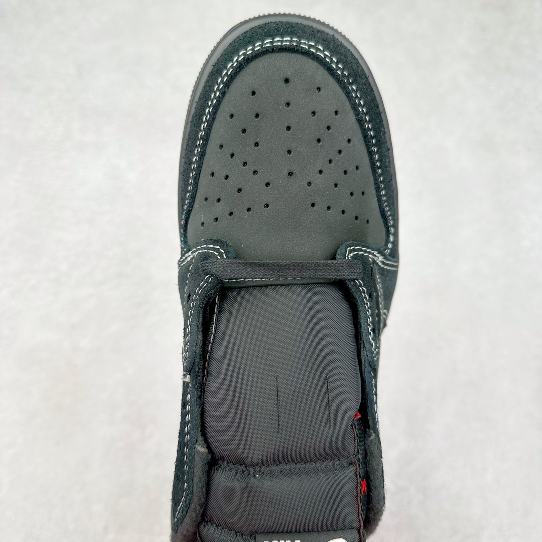 图片[4]-＃福利特价 Travis Scott x Air Jordan AJ1 Low OG SP TS联名倒钩低帮 外贸特供批次 全套原纸板楦头开发 确保原汁原味 完美呈现一代版型 一比一鞋头弧度高度鞋身弧度 此版本只针对中端市场 细节品控鞋型随意秒杀市面同价位 鞋型完美 不臃肿别扭 头层皮料加持 用料绝不含糊 进口玻璃冲刀皮料裁剪零毛边 电脑针车工艺 超高鞋面清洁度 最高QC检验标准 控制溢胶瑕疵 原盒原配 飞翼3D高频深度立体 工艺方面大到整体鞋型 漏斗收腰 底线拉帮 LOGO立体程度 小到针眼排布 载片对称 冲孔效果 鞋标规范 鞋垫背胶等等 无一不是口碑收割 每双都是一个回头客 尺码：36 36.5 37.5 38 38.5 39 40 40.5 41 42 42.5 43 44 44.5 45 46 47.5-选品中心