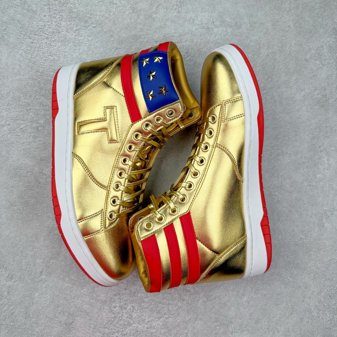 图片[3]-特朗普推出一款“永不投降”运动鞋，特朗普个人运动鞋品牌Trump Never Surrender High-Top 特朗普一代系列高帮总统休闲运动篮球板鞋“皮革液态银USA”PKTLP001 美国前总统特朗普（Donald Trump）日前推出一双要价399美元、名为“永不投降（Never Surrender High-Tops）”的金色高筒运动鞋，引发外界抢购，该运动鞋在推出不到半天的时间即售罄。对此，现任总统拜登（Joe Biden）竞选团队感到不以为然，抨击特朗普兜售盗版奢侈品品牌Off-White球鞋。尺码：40 40.5 41 42 42.5 43 44 44.5 45 46 47.5-选品中心