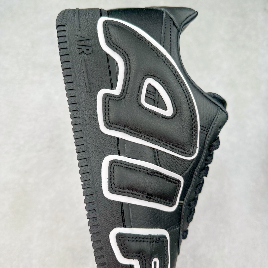 图片[6]-＃S2纯原 CPFM x NK Air Force 1 07 Low 空军一号系列低帮经典百搭休闲运动板鞋“联名放大补丁字母”DC4457-001 近日，A$AP Bari 在其官方社交媒体上预告了 Cactus Plant Flea Market (CPFM) 和 Nike Air Force 1 Low 的全新配色。此次全新推出的紫色和苔藓绿配色，保留了原始黑白版本的标志性风格，均采用皮革鞋面、尼龙鞋舌、带有反光底衬的「AIR SUNSHINE」及同色 AF1 橡胶鞋底。尺码：39 40 40.5 41 42 42.5 43 44 44.5 45 46 47.5-选品中心