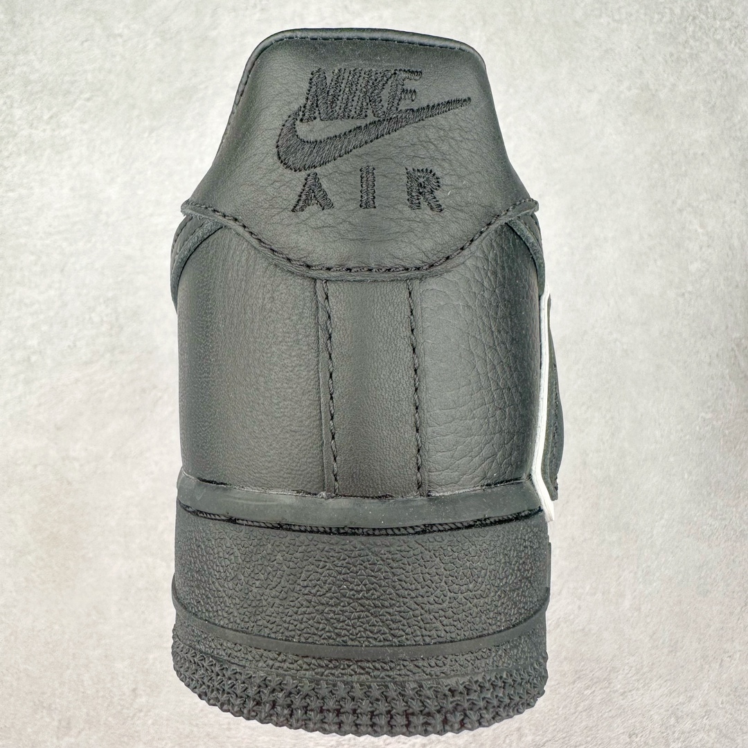 图片[8]-＃S2纯原 CPFM x NK Air Force 1 07 Low 空军一号系列低帮经典百搭休闲运动板鞋“联名放大补丁字母”DC4457-001 近日，A$AP Bari 在其官方社交媒体上预告了 Cactus Plant Flea Market (CPFM) 和 Nike Air Force 1 Low 的全新配色。此次全新推出的紫色和苔藓绿配色，保留了原始黑白版本的标志性风格，均采用皮革鞋面、尼龙鞋舌、带有反光底衬的「AIR SUNSHINE」及同色 AF1 橡胶鞋底。尺码：39 40 40.5 41 42 42.5 43 44 44.5 45 46 47.5-选品中心