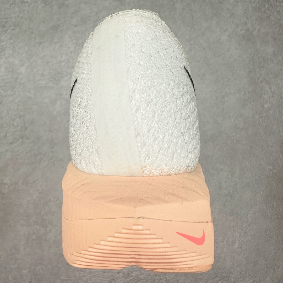 图片[8]-＃纯原 NK Zoom VaporFly Next 3% 编织飞线马拉松三代超级休运动跑鞋 DV4129-103 保留了NK Systeml的突破性产品科技 且在这个基础上搭载了NK Flyknit鞋面 让这双为比赛竞速而打造的战靴更加轻盈、透气突破性的Zoom X泡棉带来NK跑步至今为止最为出色的能量回馈 尺码：36 36.5 37.5 38 38.5 39 40 40.5 41 42 42.5 43 44 44.5 45-选品中心