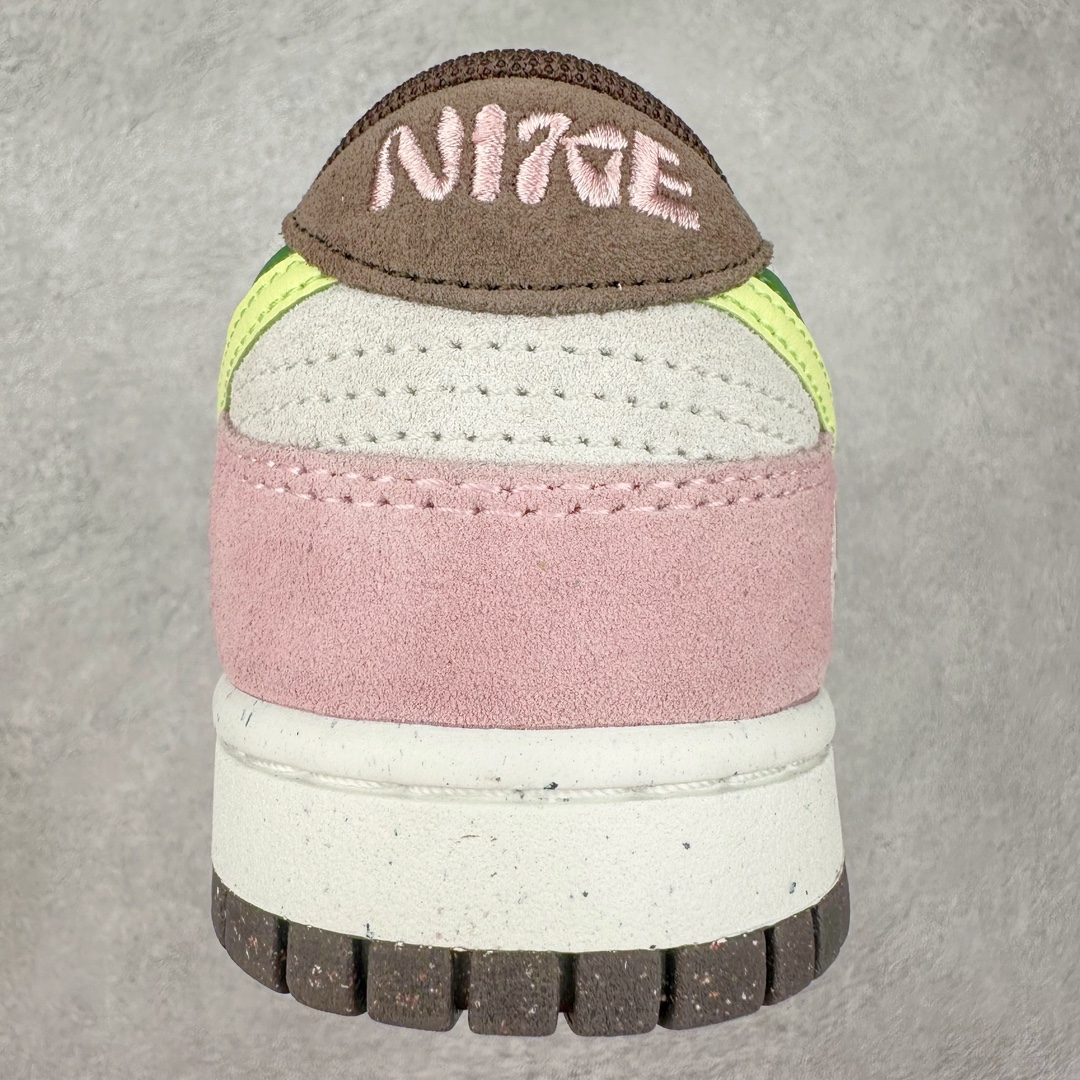 图片[8]-＃CS NK Dunk Low SE 85 双钩复古休闲板鞋 HV1799-161 口碑大厂出品 品控大底版型不断改良更新品质稳定 全套原纸板楦头开发 确保原汁原味 完美呈现DUNK版型 原厂玻璃冲刀 超高清洁度 全鞋零毛边皮料切割 采用绒面革材质 鞋身左右侧均配有皮革质双 Swoosh 兰色搭配上白色 85年纪念标放在鞋舌的位置 简洁干净的配色设计 绝对是日常出街上脚的不二选择 尺码：36 36.5 37.5 38 38.5 39 40 40.5 41 42 42.5 43 44 44.5 45 46-选品中心