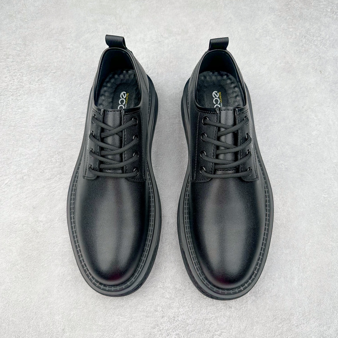 图片[2]-Ecco爱步潮流男鞋2024秋季秋冬款街头潮搭休闲鞋 男款百搭鞋 街头系列新品 工艺牛皮鞋面 挺阔有型纹理清晰 柔韧耐穿 功能性鞋扣让系带更加贴合脚型 自由调节松紧，方便快捷 个性后鞋尾 凸显潮流新元素PU橡胶大底 柔韧耐穿防滑 助力日常舒适穿行 尺码：39-44-选品中心