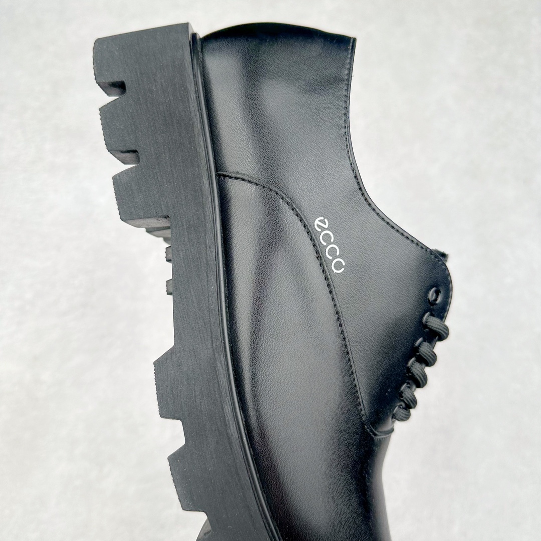 图片[6]-Ecco爱步潮流男鞋2024秋季秋冬款街头潮搭休闲鞋 男款百搭鞋 街头系列新品 工艺牛皮鞋面 挺阔有型纹理清晰 柔韧耐穿 功能性鞋扣让系带更加贴合脚型 自由调节松紧，方便快捷 个性后鞋尾 凸显潮流新元素PU橡胶大底 柔韧耐穿防滑 助力日常舒适穿行 尺码：39-44-选品中心