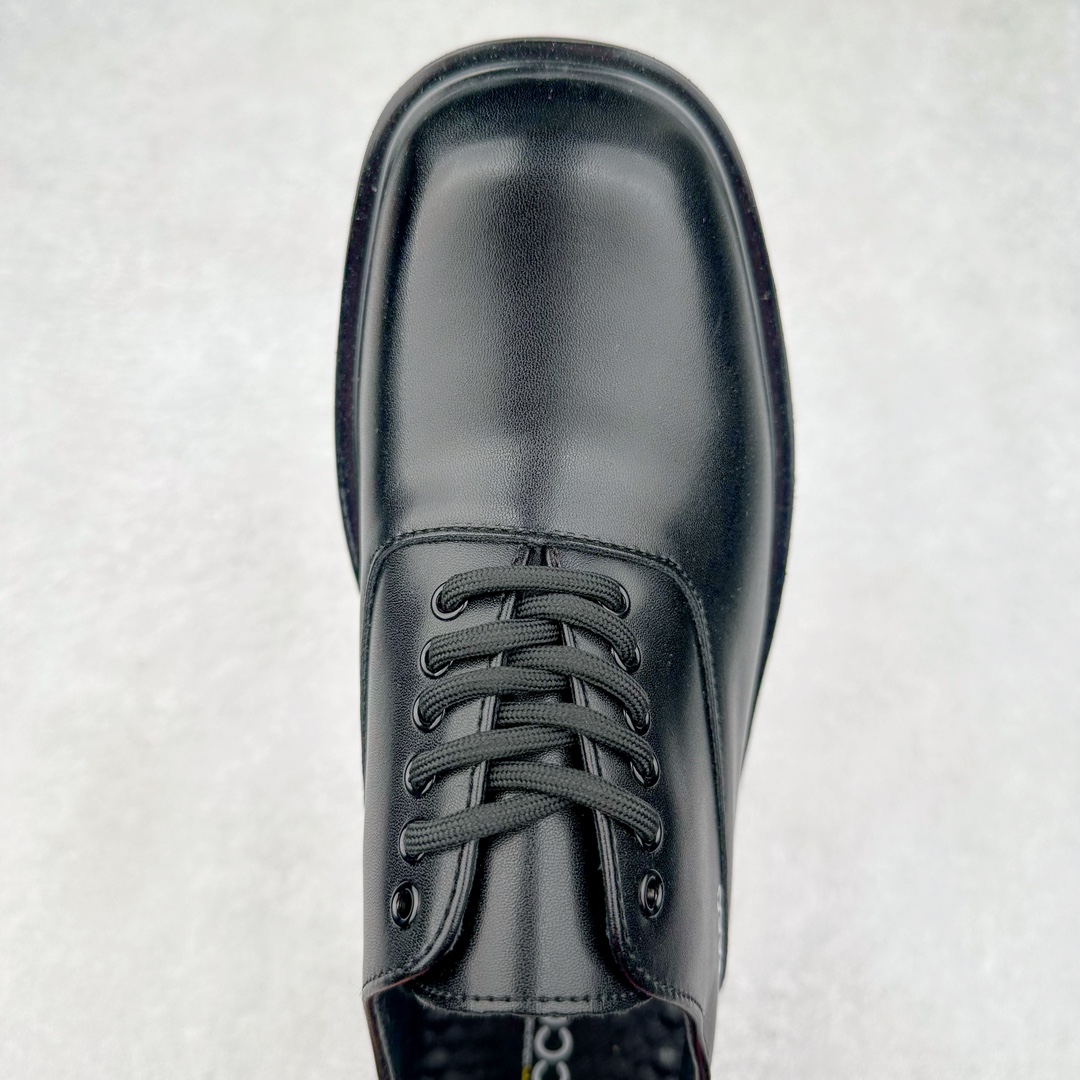 图片[4]-Ecco爱步潮流男鞋2024秋季秋冬款街头潮搭休闲鞋 男款百搭鞋 街头系列新品 工艺牛皮鞋面 挺阔有型纹理清晰 柔韧耐穿 功能性鞋扣让系带更加贴合脚型 自由调节松紧，方便快捷 个性后鞋尾 凸显潮流新元素PU橡胶大底 柔韧耐穿防滑 助力日常舒适穿行 尺码：39-44-选品中心