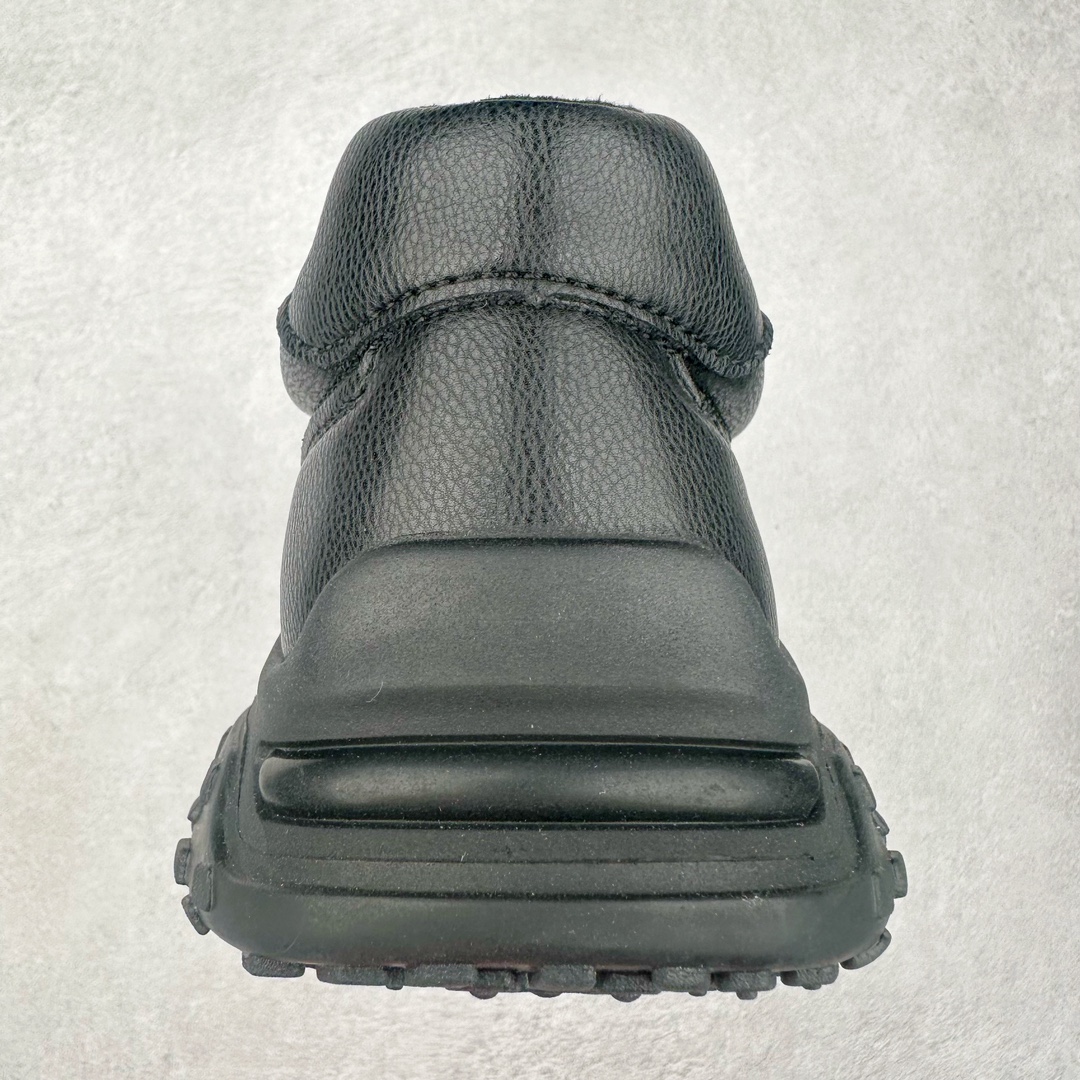 图片[8]-Ecco爱步潮流男鞋2024秋季秋冬款街头潮搭休闲鞋 男款百搭鞋 街头系列新品 工艺牛皮鞋面 挺阔有型纹理清晰 柔韧耐穿 功能性鞋扣让系带更加贴合脚型 自由调节松紧，方便快捷 个性后鞋尾 凸显潮流新元素PU橡胶大底 柔韧耐穿防滑 助力日常舒适穿行 尺码：39-44-选品中心