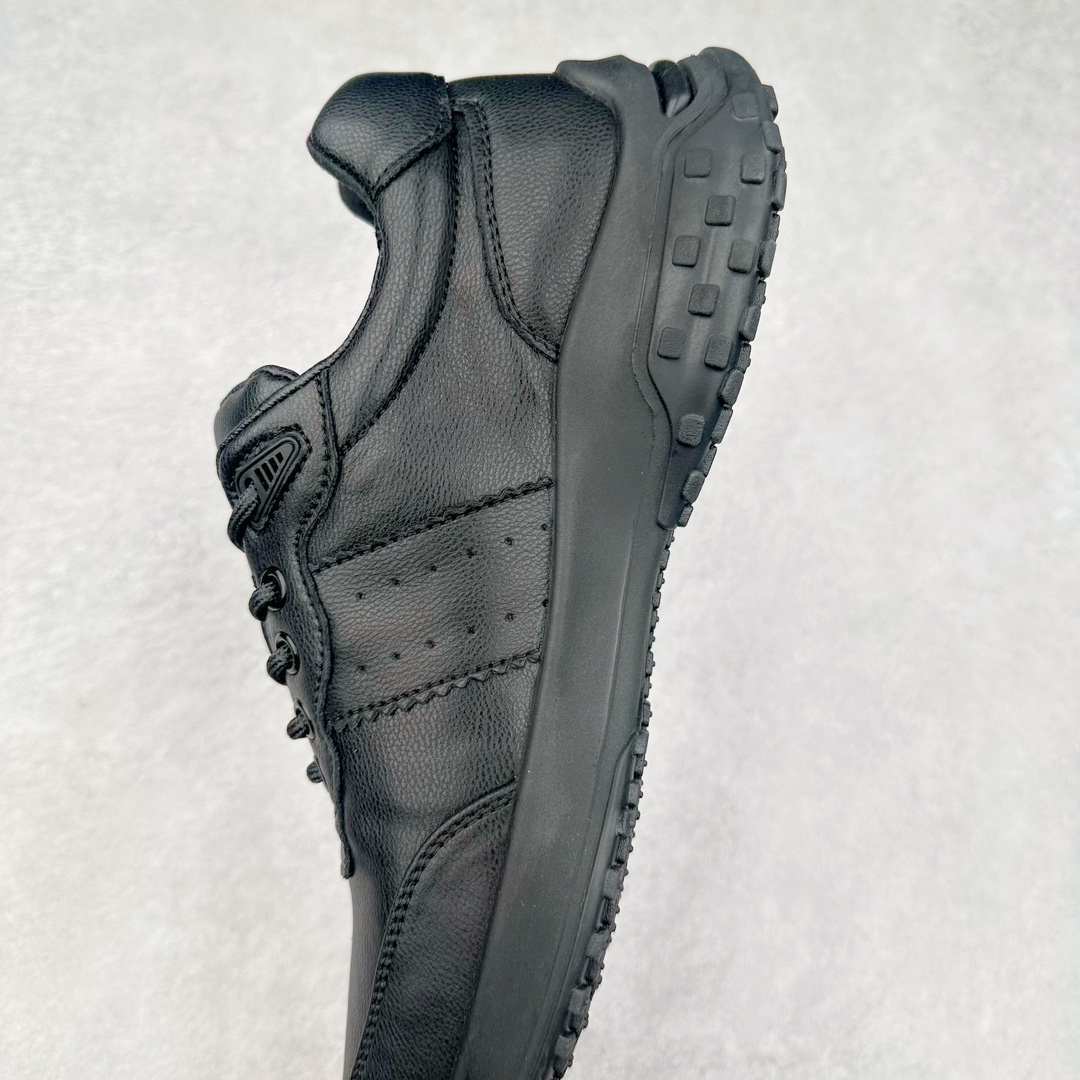 图片[7]-Ecco爱步潮流男鞋2024秋季秋冬款街头潮搭休闲鞋 男款百搭鞋 街头系列新品 工艺牛皮鞋面 挺阔有型纹理清晰 柔韧耐穿 功能性鞋扣让系带更加贴合脚型 自由调节松紧，方便快捷 个性后鞋尾 凸显潮流新元素PU橡胶大底 柔韧耐穿防滑 助力日常舒适穿行 尺码：39-44-选品中心