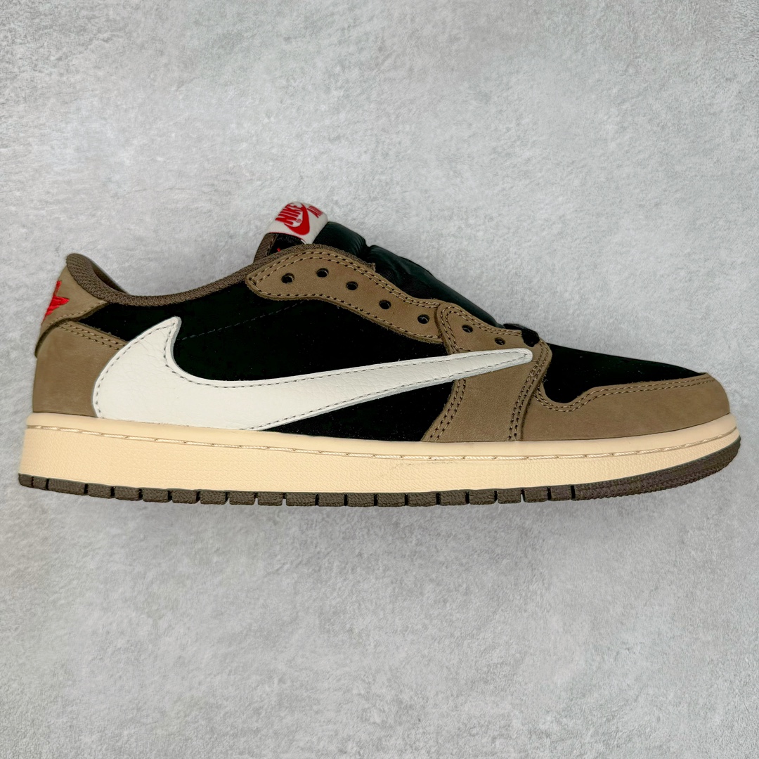 ＃福利特价 Travis Scott x Air Jordan AJ1 Low OG SP TS联名倒钩低帮 外贸特供批次 全套原纸板楦头开发 确保原汁原味 完美呈现一代版型 一比一鞋头弧度高度鞋身弧度 此版本只针对中端市场 细节品控鞋型随意秒杀市面同价位 鞋型完美 不臃肿别扭 头层皮料加持 用料绝不含糊 进口玻璃冲刀皮料裁剪零毛边 电脑针车工艺 超高鞋面清洁度 最高QC检验标准 控制溢胶瑕疵 原盒原配 飞翼3D高频深度立体 工艺方面大到整体鞋型 漏斗收腰 底线拉帮 LOGO立体程度 小到针眼排布 载片对称 冲孔效果 鞋标规范 鞋垫背胶等等 无一不是口碑收割 每双都是一个回头客 尺码：36 36.5 37.5 38 38.5 39 40 40.5 41 42 42.5 43 44 44.5 45 46 47.5-选品中心