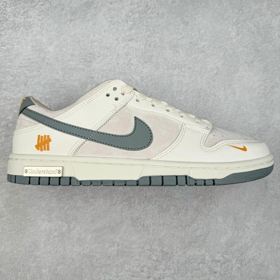 NK Dunk Low 定制配色 KK1688-082 大厂出品 极力推荐 原装头层材料 独家版型蒸餾加工帶來的是更好的视觉和脚感体验大厂纯原品质出货 清洁度 电绣工艺 皮料切割干净无任何毛边 细节完美 尺码：36 36.5 37.5 38 38.5 39 40 40.5 41 42 42.5 43 44 44.5 45 46 47.5-选品中心