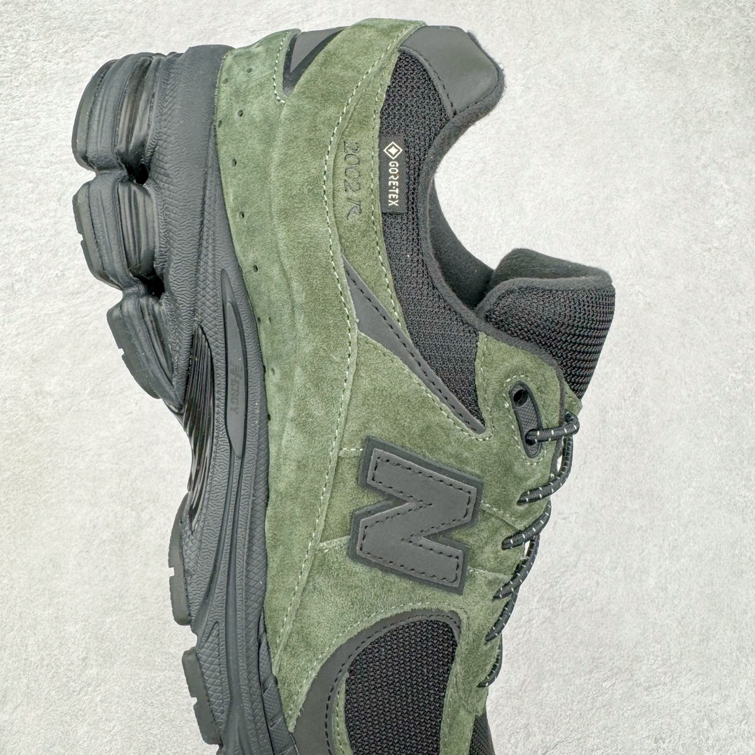 图片[6]-＃M纯原 JJJJound x New Balance NB M2002RXY Gore-Tex 联名松木绿 NB新百伦潮流复古织物皮革减震防滑耐磨轻便低帮跑步鞋 原档数据独立私模大底 唯一正确六层组合大底 RB前软后硬 百分百还原原鞋脚感 基于市场现有版本全新升级调整 NB市场最强产物 全网最全配色加持 全套原楦原纸板原厂数据开发 全鞋电脑针车加持 原厂网布 原装进口头层翻毛皮料正确绒感卡色 正确中底拉帮中底网布细节 一比一手工擦旧效果 冲裁组合 匠心打造 耗时两个月开发完成 工艺极其复杂难度可想而知 高端零售专供产物 尺码：36 37 37.5 38 38.5 39.5 40 40.5 41.5 42 42.5 43 44 44.5 45 45.5 46.5 47-选品中心