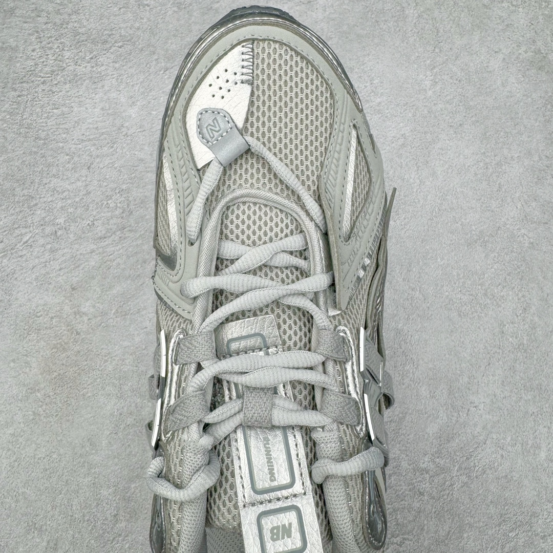 图片[4]-＃M纯原 New Balance M1906AG 银灰 NB新百伦潮流复古织物皮革减震防滑耐磨轻便低帮跑步鞋 原档数据独立私模大底 唯一正确六层组合大底 RB前软后硬 百分百还原原鞋脚感 基于市场现有版本全新升级调整 NB市场最强产物 全网最全配色加持 全套原楦原纸板原厂数据开发 全鞋电脑针车加持 原厂网布 原装进口头层翻毛皮料正确绒感卡色 正确中底拉帮中底网布细节 一比一手工擦旧效果 冲裁组合 匠心打造 耗时两个月开发完成 工艺极其复杂难度可想而知 高端零售专供产物 尺码：36 37 37.5 38 38.5 39.5 40 40.5 41.5 42 42.5 43 44 44.5 45 45.5 46.5 47-选品中心