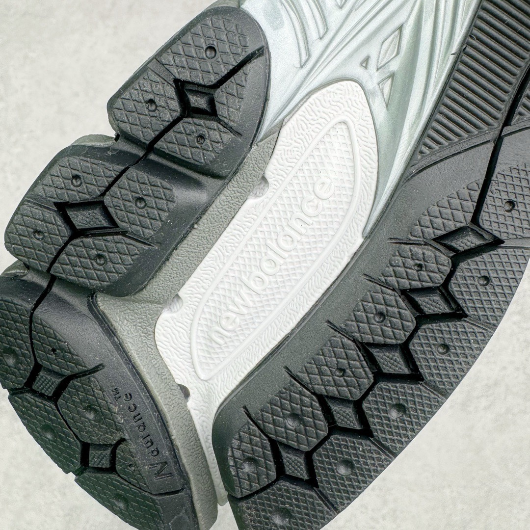 图片[16]-＃M纯原 New Balance M1906RJS 灰色 NB新百伦潮流复古织物皮革减震防滑耐磨轻便低帮跑步鞋 原档数据独立私模大底 唯一正确六层组合大底 RB前软后硬 百分百还原原鞋脚感 基于市场现有版本全新升级调整 NB市场最强产物 全网最全配色加持 全套原楦原纸板原厂数据开发 全鞋电脑针车加持 原厂网布 原装进口头层翻毛皮料正确绒感卡色 正确中底拉帮中底网布细节 一比一手工擦旧效果 冲裁组合 匠心打造 耗时两个月开发完成 工艺极其复杂难度可想而知 高端零售专供产物 尺码：36 37 37.5 38 38.5 39.5 40 40.5 41.5 42 42.5 43 44 44.5 45 45.5 46.5 47-选品中心