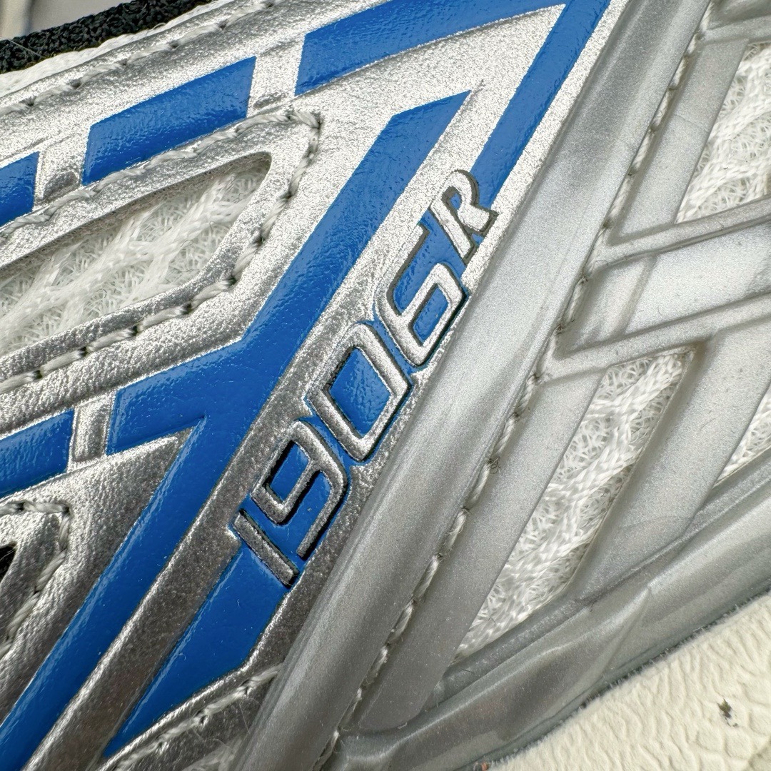 图片[16]-＃M纯原 New Balance M1906REB 白蓝 NB新百伦潮流复古织物皮革减震防滑耐磨轻便低帮跑步鞋 原档数据独立私模大底 唯一正确六层组合大底 RB前软后硬 百分百还原原鞋脚感 基于市场现有版本全新升级调整 NB市场最强产物 全网最全配色加持 全套原楦原纸板原厂数据开发 全鞋电脑针车加持 原厂网布 原装进口头层翻毛皮料正确绒感卡色 正确中底拉帮中底网布细节 一比一手工擦旧效果 冲裁组合 匠心打造 耗时两个月开发完成 工艺极其复杂难度可想而知 高端零售专供产物 尺码：36 37 37.5 38 38.5 39.5 40 40.5 41.5 42 42.5 43 44 44.5 45 45.5 46.5 47-选品中心