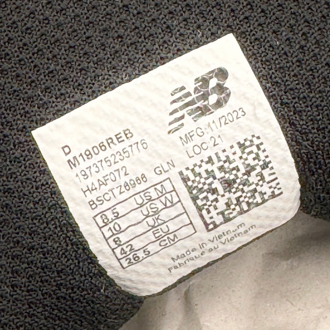 图片[12]-＃M纯原 New Balance M1906REB 白蓝 NB新百伦潮流复古织物皮革减震防滑耐磨轻便低帮跑步鞋 原档数据独立私模大底 唯一正确六层组合大底 RB前软后硬 百分百还原原鞋脚感 基于市场现有版本全新升级调整 NB市场最强产物 全网最全配色加持 全套原楦原纸板原厂数据开发 全鞋电脑针车加持 原厂网布 原装进口头层翻毛皮料正确绒感卡色 正确中底拉帮中底网布细节 一比一手工擦旧效果 冲裁组合 匠心打造 耗时两个月开发完成 工艺极其复杂难度可想而知 高端零售专供产物 尺码：36 37 37.5 38 38.5 39.5 40 40.5 41.5 42 42.5 43 44 44.5 45 45.5 46.5 47-选品中心