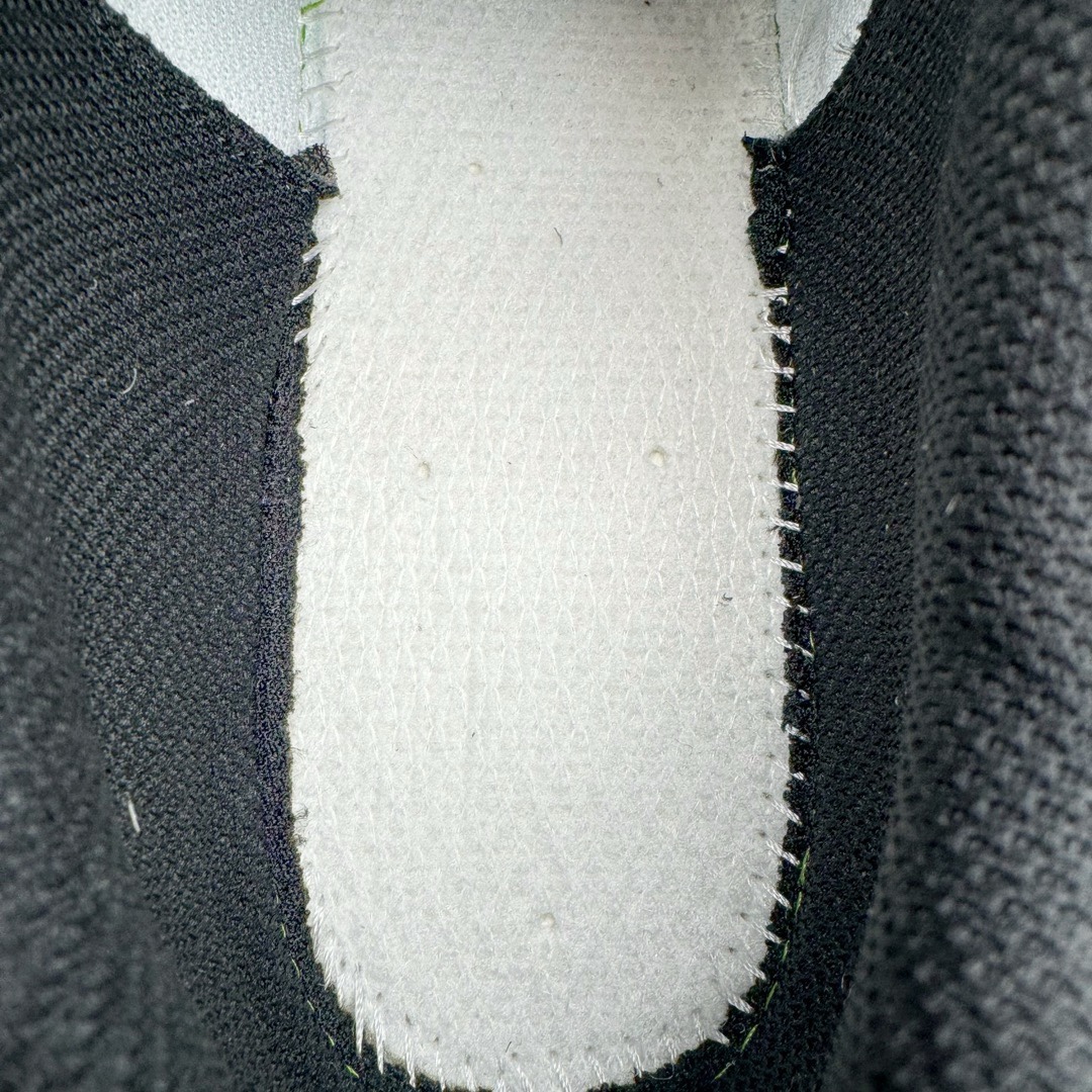 图片[11]-＃M纯原 New Balance M1906REB 白蓝 NB新百伦潮流复古织物皮革减震防滑耐磨轻便低帮跑步鞋 原档数据独立私模大底 唯一正确六层组合大底 RB前软后硬 百分百还原原鞋脚感 基于市场现有版本全新升级调整 NB市场最强产物 全网最全配色加持 全套原楦原纸板原厂数据开发 全鞋电脑针车加持 原厂网布 原装进口头层翻毛皮料正确绒感卡色 正确中底拉帮中底网布细节 一比一手工擦旧效果 冲裁组合 匠心打造 耗时两个月开发完成 工艺极其复杂难度可想而知 高端零售专供产物 尺码：36 37 37.5 38 38.5 39.5 40 40.5 41.5 42 42.5 43 44 44.5 45 45.5 46.5 47-选品中心