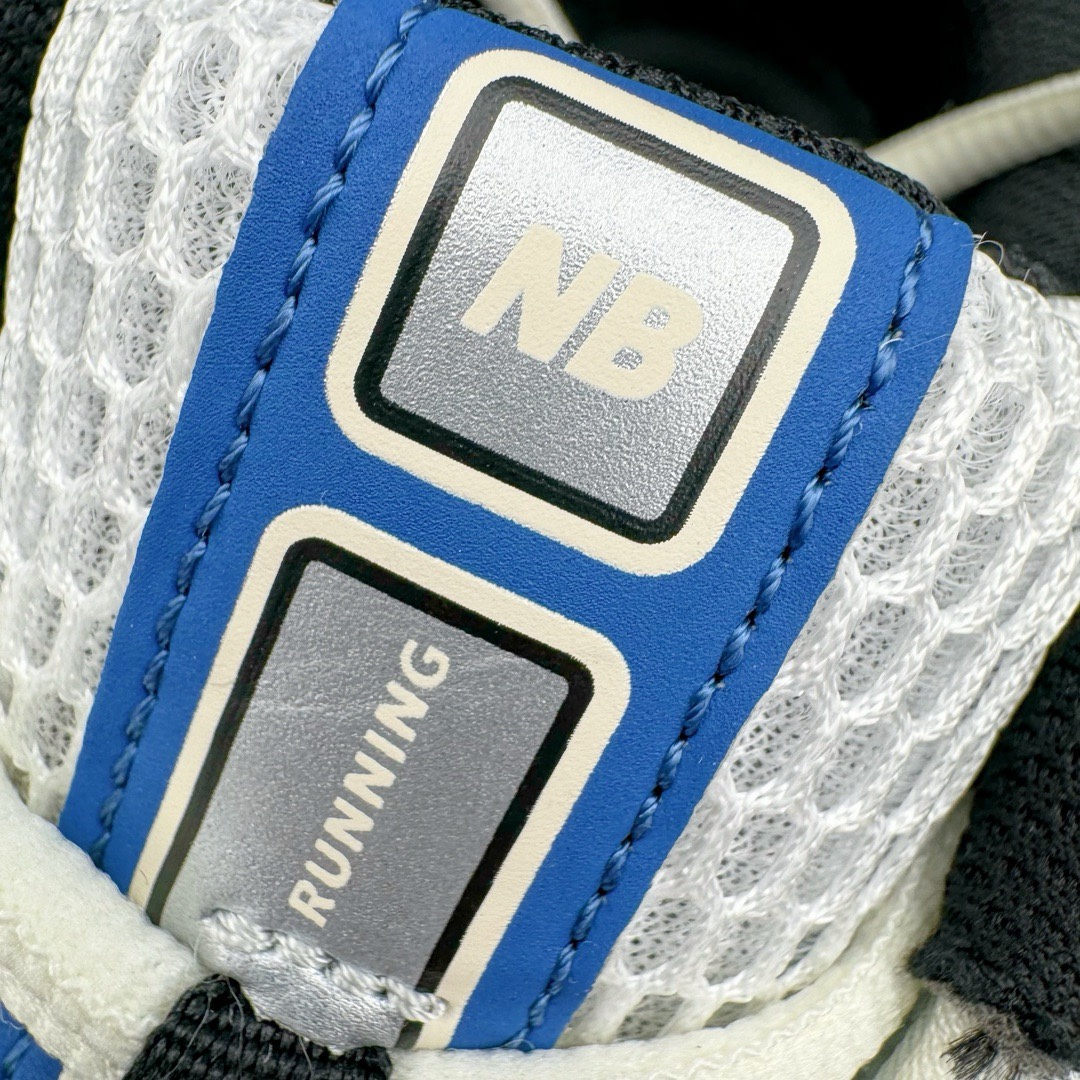 图片[14]-＃M纯原 New Balance M1906REB 白蓝 NB新百伦潮流复古织物皮革减震防滑耐磨轻便低帮跑步鞋 原档数据独立私模大底 唯一正确六层组合大底 RB前软后硬 百分百还原原鞋脚感 基于市场现有版本全新升级调整 NB市场最强产物 全网最全配色加持 全套原楦原纸板原厂数据开发 全鞋电脑针车加持 原厂网布 原装进口头层翻毛皮料正确绒感卡色 正确中底拉帮中底网布细节 一比一手工擦旧效果 冲裁组合 匠心打造 耗时两个月开发完成 工艺极其复杂难度可想而知 高端零售专供产物 尺码：36 37 37.5 38 38.5 39.5 40 40.5 41.5 42 42.5 43 44 44.5 45 45.5 46.5 47-选品中心