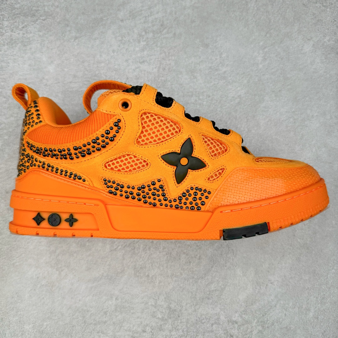 图片[4]-＃FS Louis Vuitton Trainer lv时装走秀运动鞋 实力大厂出品 平台专供 成熟的做工稳定的品控 完美鞋型超高的清洁度 零毛边线头瑕疵 全套原楦原纸版原鞋开模 全网最具灵魂的版型 正确原装黄色鞋盒 正确中底印花 鞋面印花3D高频深度立体 全鞋电脑针车 紧密相连 针距密度一致 环保乳胶注塑鞋垫 厚度脚感还原原版 皮面裁剪部位 统一油边封口工艺 原装橡胶大底含胶量大底组合零偏差 专柜全套包装 防尘袋 说明书 质保卡 男女鞋 尺码：35 36 37 38 39 40 41 42 43 44 45-选品中心