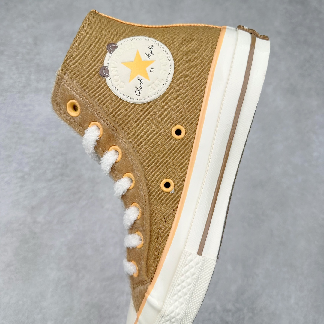 图片[7]-Converse 秋冬加绒新款 匡威动物园 快乐萌宠系列 本次一共以四款萌宠为主题，分别是兔子、羊驼、水豚和猴子，鞋子以 1970s和All Star鞋型为基础，在原有鞋型上做延伸设计，以四款不同颜色，来区分四款可爱的小动物。每款鞋子都随鞋赠送了同主题的毛绒小包，并且每双鞋都配了两双鞋带，一双毛绒鞋带和一双编织鞋带，毛绒绒的鞋子非常适合秋冬季穿着。 尺码：35-44（36.5 37.5 39.5 41.5 42.5）-选品中心