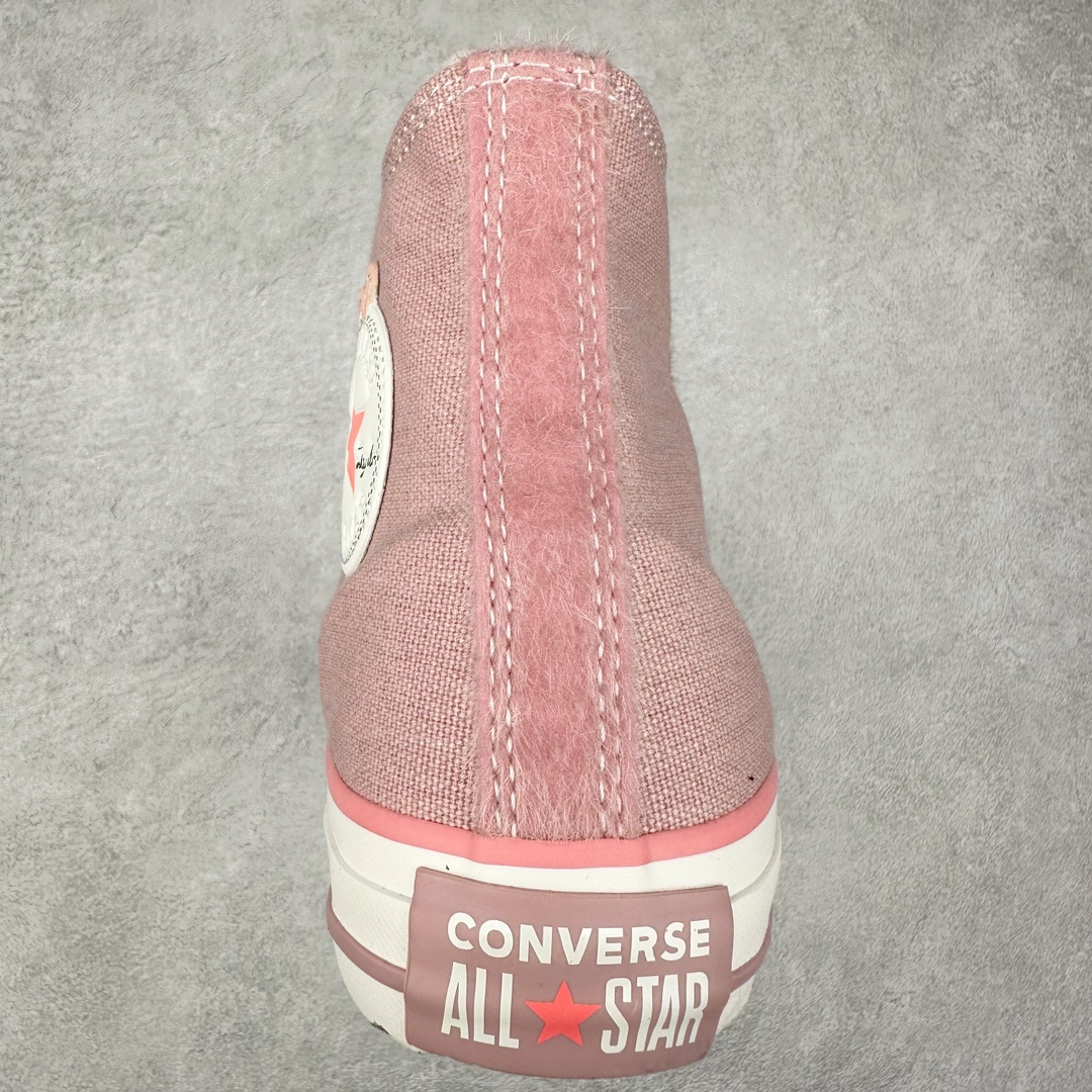 图片[8]-Converse 秋冬加绒新款 匡威动物园 快乐萌宠系列 本次一共以四款萌宠为主题，分别是兔子、羊驼、水豚和猴子，鞋子以 1970s和All Star鞋型为基础，在原有鞋型上做延伸设计，以四款不同颜色，来区分四款可爱的小动物。每款鞋子都随鞋赠送了同主题的毛绒小包，并且每双鞋都配了两双鞋带，一双毛绒鞋带和一双编织鞋带，毛绒绒的鞋子非常适合秋冬季穿着。 尺码：35-44（36.5 37.5 39.5 41.5 42.5）-选品中心