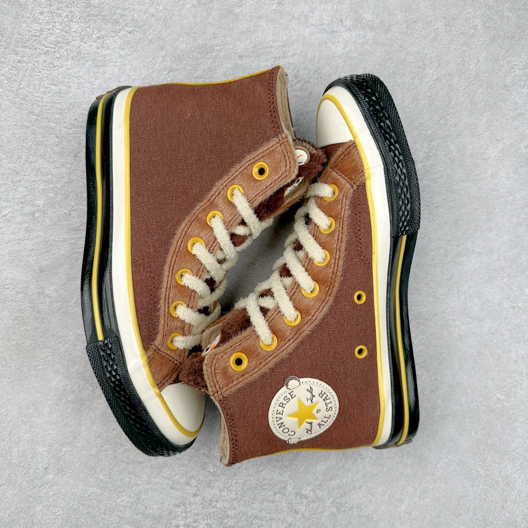 图片[3]-Converse 秋冬加绒新款 匡威动物园 快乐萌宠系列 本次一共以四款萌宠为主题，分别是兔子、羊驼、水豚和猴子，鞋子以 1970s和All Star鞋型为基础，在原有鞋型上做延伸设计，以四款不同颜色，来区分四款可爱的小动物。每款鞋子都随鞋赠送了同主题的毛绒小包，并且每双鞋都配了两双鞋带，一双毛绒鞋带和一双编织鞋带，毛绒绒的鞋子非常适合秋冬季穿着。 尺码：35-44（36.5 37.5 39.5 41.5 42.5）-选品中心