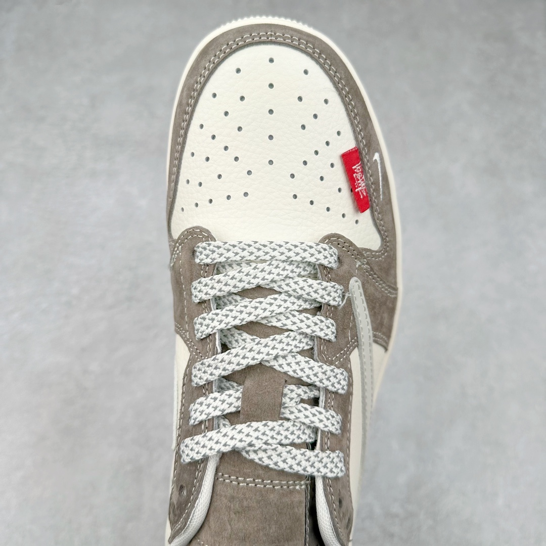 图片[4]-TS x Air Jordan AJ1 Low 倒钩低帮联名定制配色 SJ2068-136 原厂内置气垫魔块 A模大底 头层小牛皮 鞋舌AJ原厂专用牛津布+AJ专用反口珍珠布+原厂无杂质高弹内里海棉+特殊封边弹力鞋带 尺码：36 36.5 37.5 38 38.5 39 40 40.5 41 42 42.5 43 44 44.5 45 46 47.5-选品中心