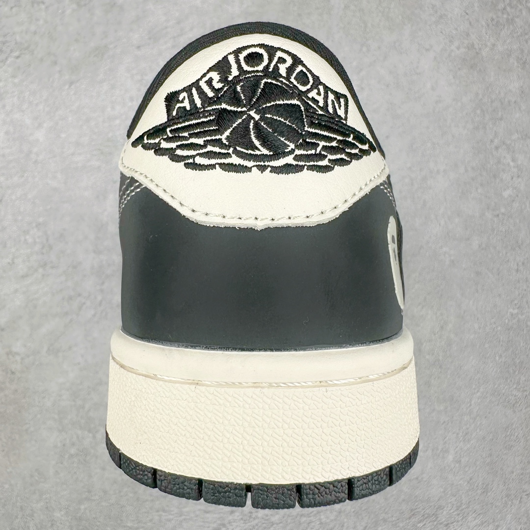 图片[8]-TS x Air Jordan AJ1 Low 倒钩低帮联名定制配色 BB6511-626 原厂内置气垫魔块 A模大底 头层小牛皮 鞋舌AJ原厂专用牛津布+AJ专用反口珍珠布+原厂无杂质高弹内里海棉+特殊封边弹力鞋带 尺码：36 36.5 37.5 38 38.5 39 40 40.5 41 42 42.5 43 44 44.5 45 46 47.5-选品中心