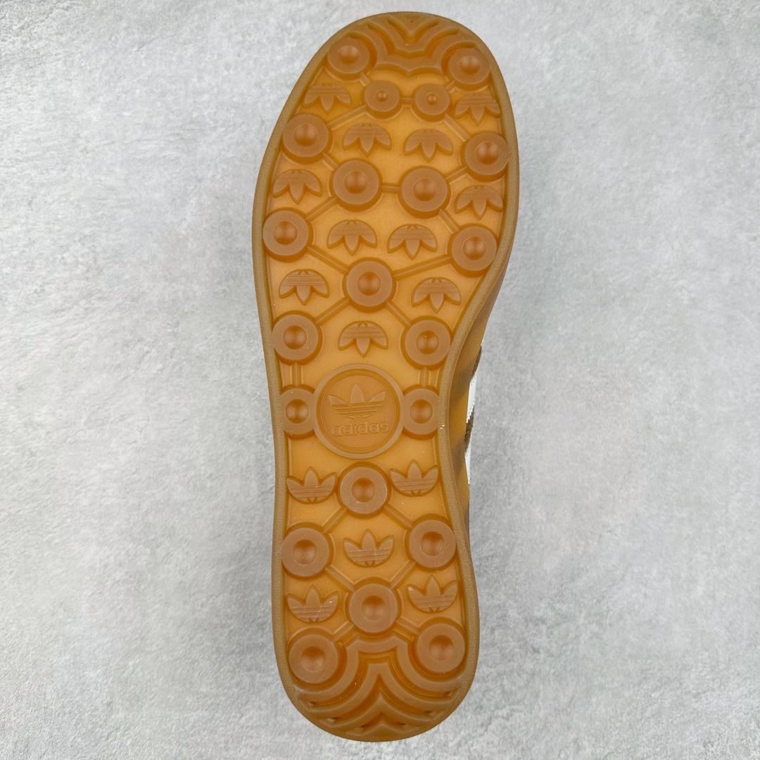 图片[9]-AD Gazelle Indoor Trainers 羚羊内训系列低帮复古百搭休闲运动德训风板鞋 IF9646 90年代经典的复刻版！自60年代以足球训练鞋面世以来,Gazelle就以其经典设计席卷全球。1991年版本的复刻,再造经典Gazelle。采用皮革打造,搭配浊色细节,让这款经典更加简约。尺码：36 36⅔ 37⅓ 38 38⅔ 39⅓ 40 40⅔ 41⅓ 42 42⅔ 43⅓ 44 45-选品中心