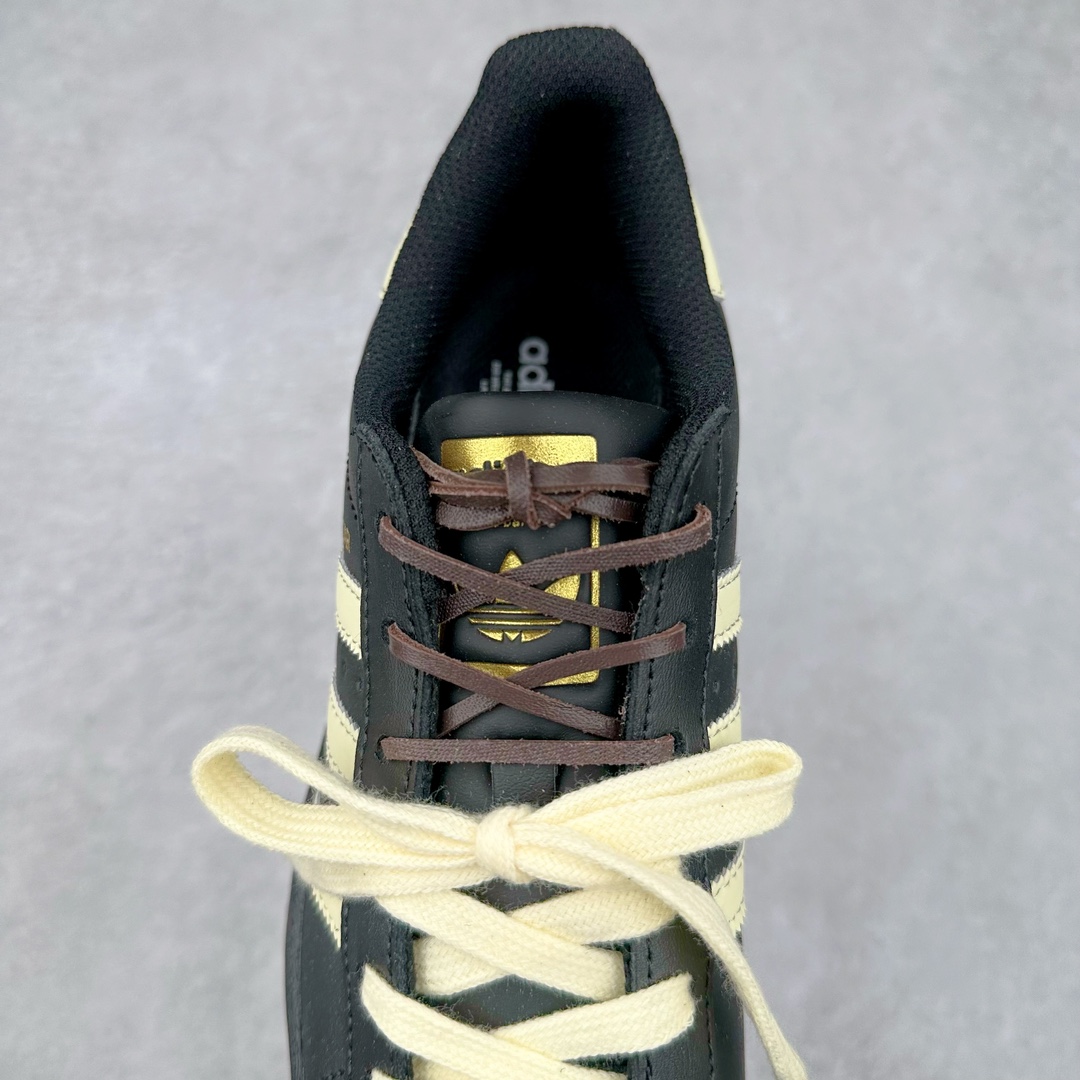 图片[5]-AD Originals Superstar 经典复古贝壳头板鞋 EG4959 诞生于1969年 是第一双将全皮面鞋 身与橡胶鞋头结合在一起的低帮篮球鞋 Superstar最开始 是作为高帮篮球鞋Pro Model的低帮版本而出现的 但因为其独特和醒目的橡胶鞋头造型而让大家熟知 被大家形象地称为\\\”shelltoe\\\”贝壳头 在70年代的美国职业篮球场上 接近3/4的NBA球员都将这双Superstar作为场上用鞋 80年代之后 经过不断的改良和发展 Superstar逐渐成为横跨时装、音乐、街头文化、休闲和运动等各大领域的时尚潮鞋 尺码：36 36.5 37 38 38.5 39 40 40.5 41 42 42.5 43 44 44.5 45-选品中心