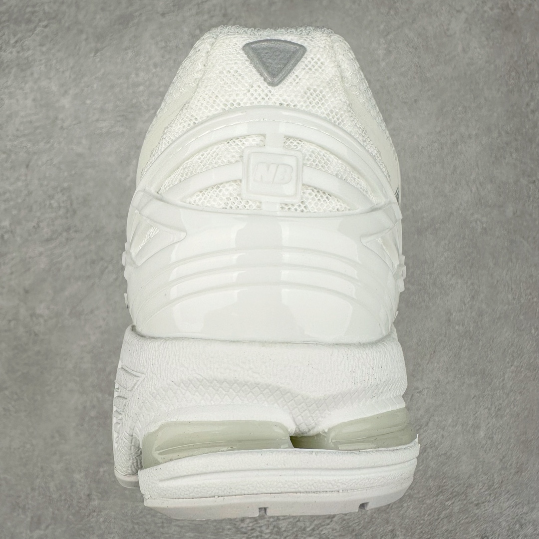 图片[8]-New Balance M1906R NB新百伦系列复古老爹风休闲运动慢跑鞋 采用轻质牛剖革拼接透气网眼衬垫织物鞋面材质 T-Beam大底提供足步弓支撑 保持步态稳定#后跟搭载外露缓震胶 鞋身整体以各种深浅不一的灰色覆盖 鞋头以淡蓝色调装饰，网眼衬垫通过不规律的色块实现做旧的美感 泛黄的鞋底更是进一步增添了复古气息 尺码：36 37 37.5 38 38.5 39.5 40 40.5 41.5 42 42.5 43 44 45-选品中心