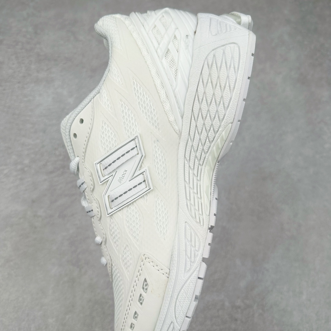 图片[7]-New Balance M1906R NB新百伦系列复古老爹风休闲运动慢跑鞋 采用轻质牛剖革拼接透气网眼衬垫织物鞋面材质 T-Beam大底提供足步弓支撑 保持步态稳定#后跟搭载外露缓震胶 鞋身整体以各种深浅不一的灰色覆盖 鞋头以淡蓝色调装饰，网眼衬垫通过不规律的色块实现做旧的美感 泛黄的鞋底更是进一步增添了复古气息 尺码：36 37 37.5 38 38.5 39.5 40 40.5 41.5 42 42.5 43 44 45-选品中心