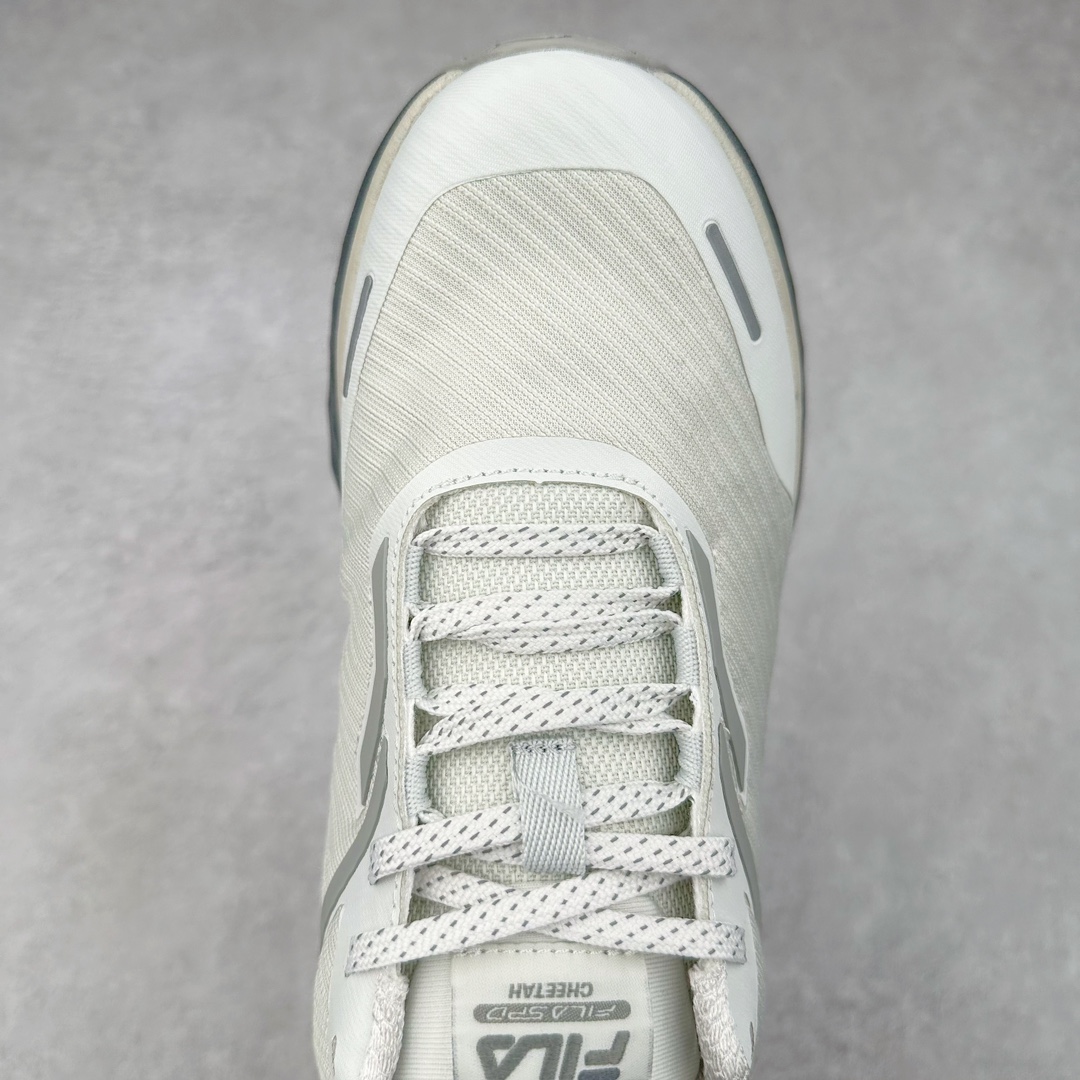 图片[4]-FILA Athletics 斐乐时尚舒适网布织物防滑耐磨 低帮训练跑步鞋 FUSION 系列传承了 FILA 的百年基因，融入年轻运动及潮流文化，成为引领变革、创新突破的一代。以“1+N” 的跨界合作模式重现经典的同时创造经典。带来最出其不意的跨界合作惊喜。同时，FILAFUSION把FILA 的 DNA 融入到定制体验里，你可以随心制造厲于你的产品。FILA FUSION 的鞋家族涵盖了老爹鞋、跑步鞋、网球鞋、季节款。风格复古新潮，满足了时尚人士出行及各类运动的搭配需求，成为当下年轻人筷拥的鞋类品牌之一。FILA FUSION 走进年轻人的世界，通过年轻人运动，街舞，滑板，篮球，展现 FILA FUSION 的潮流态度和年轻文化。FILA FUSION 认为末来属于引领变革、创新突破的年轻一代，让我们一起构成 FILA 未来的蓝图吧！尺码：35.5 36 36.5 37.5 38 38.5 39 40 40.5 41 42 42.5 43 44 44.5 45 45.5-选品中心