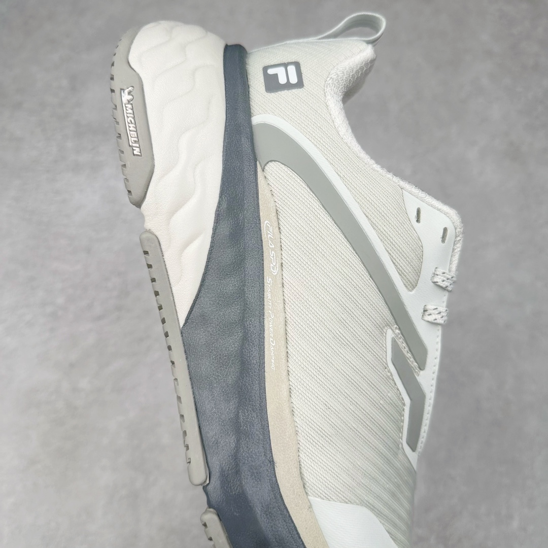 图片[6]-FILA Athletics 斐乐时尚舒适网布织物防滑耐磨 低帮训练跑步鞋 FUSION 系列传承了 FILA 的百年基因，融入年轻运动及潮流文化，成为引领变革、创新突破的一代。以“1+N” 的跨界合作模式重现经典的同时创造经典。带来最出其不意的跨界合作惊喜。同时，FILAFUSION把FILA 的 DNA 融入到定制体验里，你可以随心制造厲于你的产品。FILA FUSION 的鞋家族涵盖了老爹鞋、跑步鞋、网球鞋、季节款。风格复古新潮，满足了时尚人士出行及各类运动的搭配需求，成为当下年轻人筷拥的鞋类品牌之一。FILA FUSION 走进年轻人的世界，通过年轻人运动，街舞，滑板，篮球，展现 FILA FUSION 的潮流态度和年轻文化。FILA FUSION 认为末来属于引领变革、创新突破的年轻一代，让我们一起构成 FILA 未来的蓝图吧！尺码：35.5 36 36.5 37.5 38 38.5 39 40 40.5 41 42 42.5 43 44 44.5 45 45.5-选品中心