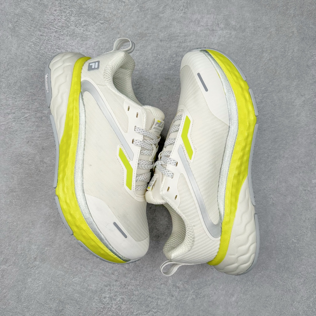 图片[3]-FILA Athletics 斐乐时尚舒适网布织物防滑耐磨 低帮训练跑步鞋 FUSION 系列传承了 FILA 的百年基因，融入年轻运动及潮流文化，成为引领变革、创新突破的一代。以“1+N” 的跨界合作模式重现经典的同时创造经典。带来最出其不意的跨界合作惊喜。同时，FILAFUSION把FILA 的 DNA 融入到定制体验里，你可以随心制造厲于你的产品。FILA FUSION 的鞋家族涵盖了老爹鞋、跑步鞋、网球鞋、季节款。风格复古新潮，满足了时尚人士出行及各类运动的搭配需求，成为当下年轻人筷拥的鞋类品牌之一。FILA FUSION 走进年轻人的世界，通过年轻人运动，街舞，滑板，篮球，展现 FILA FUSION 的潮流态度和年轻文化。FILA FUSION 认为末来属于引领变革、创新突破的年轻一代，让我们一起构成 FILA 未来的蓝图吧！尺码：35.5 36 36.5 37.5 38 38.5 39 40 40.5 41 42 42.5 43 44 44.5 45 45.5-选品中心