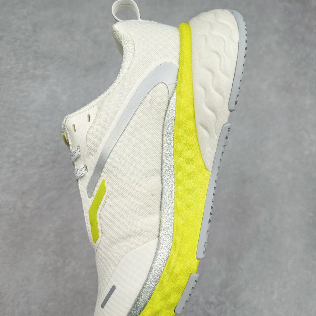 图片[7]-FILA Athletics 斐乐时尚舒适网布织物防滑耐磨 低帮训练跑步鞋 FUSION 系列传承了 FILA 的百年基因，融入年轻运动及潮流文化，成为引领变革、创新突破的一代。以“1+N” 的跨界合作模式重现经典的同时创造经典。带来最出其不意的跨界合作惊喜。同时，FILAFUSION把FILA 的 DNA 融入到定制体验里，你可以随心制造厲于你的产品。FILA FUSION 的鞋家族涵盖了老爹鞋、跑步鞋、网球鞋、季节款。风格复古新潮，满足了时尚人士出行及各类运动的搭配需求，成为当下年轻人筷拥的鞋类品牌之一。FILA FUSION 走进年轻人的世界，通过年轻人运动，街舞，滑板，篮球，展现 FILA FUSION 的潮流态度和年轻文化。FILA FUSION 认为末来属于引领变革、创新突破的年轻一代，让我们一起构成 FILA 未来的蓝图吧！尺码：35.5 36 36.5 37.5 38 38.5 39 40 40.5 41 42 42.5 43 44 44.5 45 45.5-选品中心