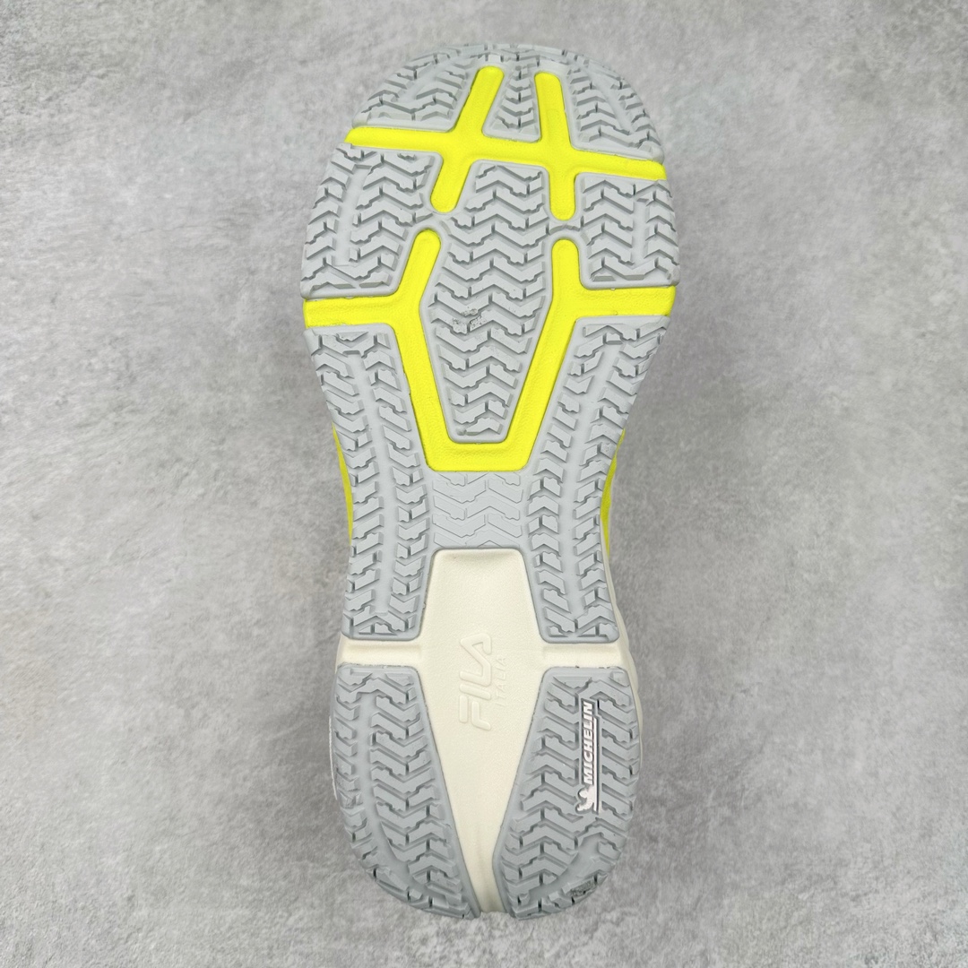 图片[9]-FILA Athletics 斐乐时尚舒适网布织物防滑耐磨 低帮训练跑步鞋 FUSION 系列传承了 FILA 的百年基因，融入年轻运动及潮流文化，成为引领变革、创新突破的一代。以“1+N” 的跨界合作模式重现经典的同时创造经典。带来最出其不意的跨界合作惊喜。同时，FILAFUSION把FILA 的 DNA 融入到定制体验里，你可以随心制造厲于你的产品。FILA FUSION 的鞋家族涵盖了老爹鞋、跑步鞋、网球鞋、季节款。风格复古新潮，满足了时尚人士出行及各类运动的搭配需求，成为当下年轻人筷拥的鞋类品牌之一。FILA FUSION 走进年轻人的世界，通过年轻人运动，街舞，滑板，篮球，展现 FILA FUSION 的潮流态度和年轻文化。FILA FUSION 认为末来属于引领变革、创新突破的年轻一代，让我们一起构成 FILA 未来的蓝图吧！尺码：35.5 36 36.5 37.5 38 38.5 39 40 40.5 41 42 42.5 43 44 44.5 45 45.5-选品中心