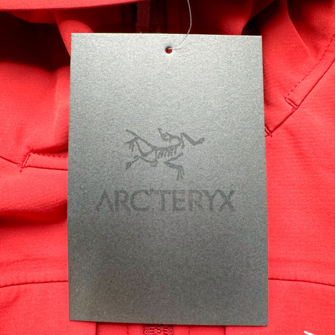 图片[12]-＃TZD Arcteryx GAMMA MX Hoody 始祖鸟户外运动抗风雪混合天气场景透气保暖耐磨连帽夹克加绒冲锋衣 软壳中的旗舰款 原版面料定织开发长达半年 正面科技涂层反面还原高克重拉绒 凸显保暖性 内里全压胶封 原版一致工艺 防水指数28000mm 区别市面各种偷工减料版 百灵达航机刺绣 实拍自鉴 尺码：S M L XL XXL-选品中心