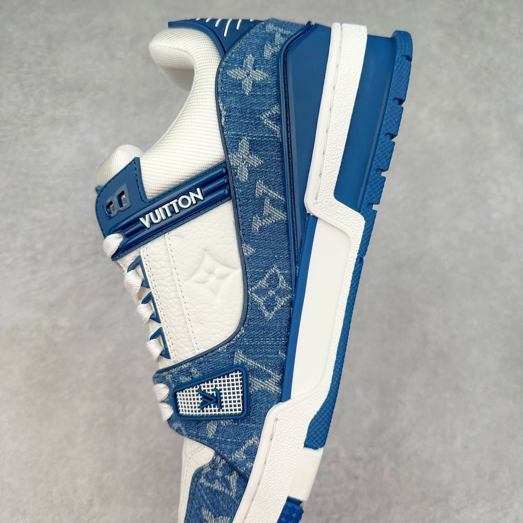 图片[7]-＃FS Louis Vuitton Trainer lv时装走秀运动鞋 实力大厂出品 平台专供 成熟的做工稳定的品控 完美鞋型超高的清洁度 零毛边线头瑕疵 全套原楦原纸版原鞋开模 全网最具灵魂的版型 正确原装黄色鞋盒 正确中底印花 鞋面印花3D高频深度立体 全鞋电脑针车 紧密相连 针距密度一致 环保乳胶注塑鞋垫 厚度脚感还原原版 皮面裁剪部位 统一油边封口工艺 原装橡胶大底含胶量大底组合零偏差 专柜全套包装 防尘袋 说明书 质保卡 男女鞋 尺码：35 36 37 38 39 40 41 42 43 44 45-选品中心