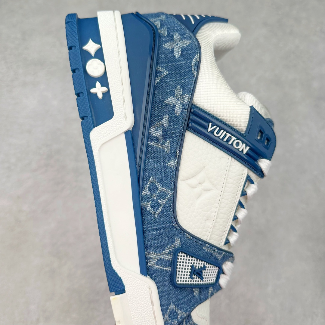 图片[6]-＃FS Louis Vuitton Trainer lv时装走秀运动鞋 实力大厂出品 平台专供 成熟的做工稳定的品控 完美鞋型超高的清洁度 零毛边线头瑕疵 全套原楦原纸版原鞋开模 全网最具灵魂的版型 正确原装黄色鞋盒 正确中底印花 鞋面印花3D高频深度立体 全鞋电脑针车 紧密相连 针距密度一致 环保乳胶注塑鞋垫 厚度脚感还原原版 皮面裁剪部位 统一油边封口工艺 原装橡胶大底含胶量大底组合零偏差 专柜全套包装 防尘袋 说明书 质保卡 男女鞋 尺码：35 36 37 38 39 40 41 42 43 44 45-选品中心