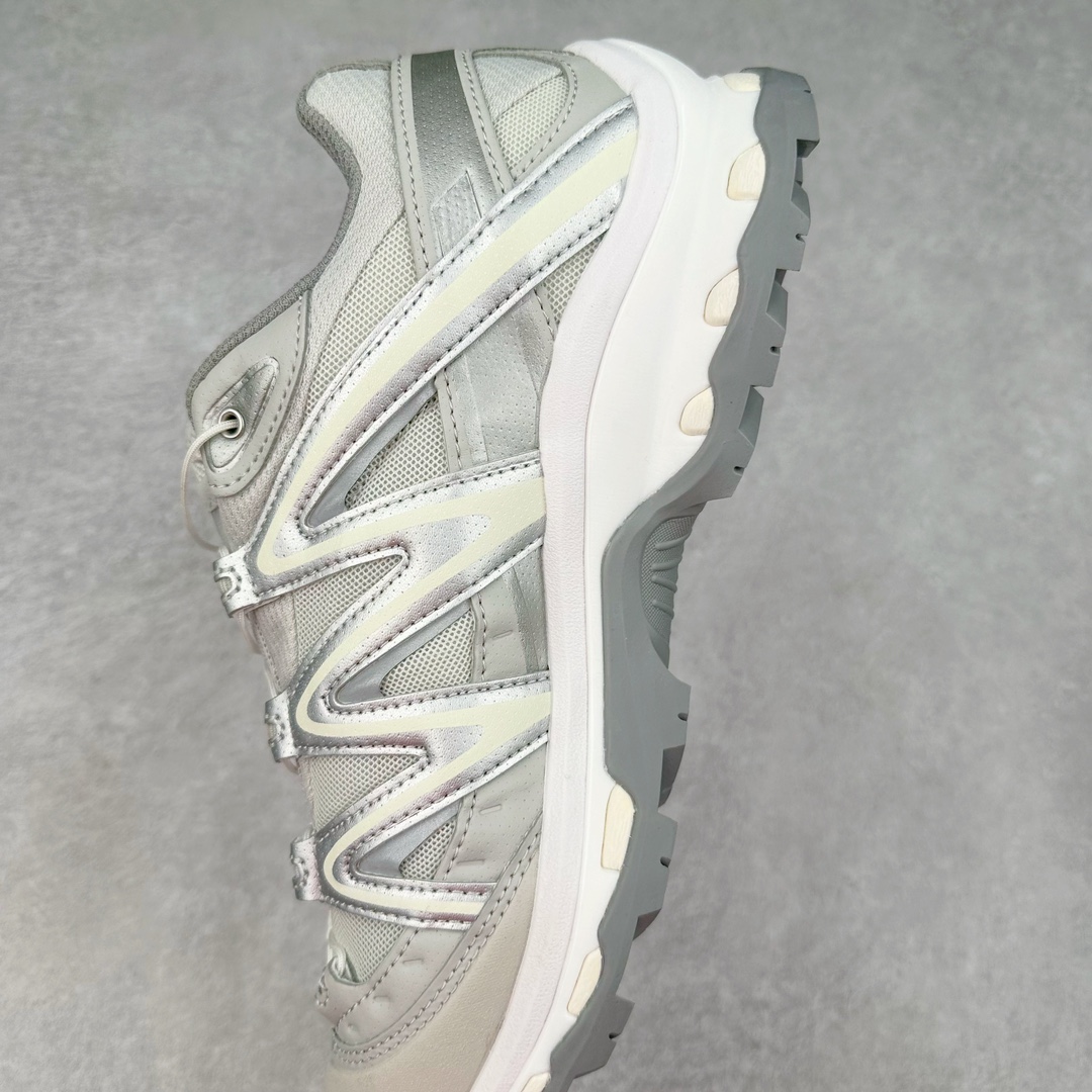 图片[7]-＃X版纯原福利 Salomon XT-QUEST ADV 萨洛蒙潮流越野机能户外功能鞋 纯原外贸平台特供订单 耗时半年巨作 全套原纸板楦头开发 原厂特供网布配套加持 确保原汁原味 完美呈现版型 原档数据独家私模五层组合大底 男女鞋同步官方开发至46.5 原装Ortholite轻量化鞋垫 中底布带钢印编号 原厂TPU锁扣 进口港宝加持 后跟自然饱满 还原公司包裹性 基于 SALOMON 初代 XT 鞋身造型并搭载 4D ADVANCED CHASSIS™ 大底打造而成 为这款 XT-QUEST 带来了多项足部控制与保护等功能性 如在运动过程中控制左右晃动的过程而提高稳定性、改善长途越野过程中足中到足尖的过渡、提高感知岩石的精确度以抵抗尖锐物体对脚底的伤害以及采用动态缓冲来增强穿着舒适感 从而减轻疲劳感 使 XT-QUEST 成为一双舒适且安全的户外之履 尺码：36 36.5 37.5 38 38.5 39 40 40.5 41 42 42.5 43 44 44.5 45-选品中心