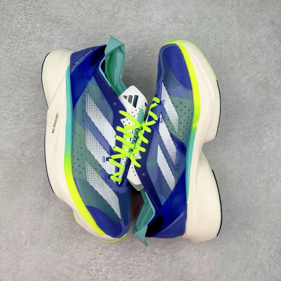 图片[3]-AD Adizero Adios Pro 3 马拉松竞速专业跑鞋 ID3635 CELERMESH针织网面非常轻薄 纤维间的缝隙很大 可以保证跑步时的透气、排汗效果 鞋舌直接与两侧的内衬和鞋底连接在一起 在跑步过程中不会被鞋舌的左右移动所困扰 在标准鞋带孔的基础上再拓宽一组鞋带孔 适合不同脚型的需求 突破性 EnergyRods 技术，有助于跑者实现更好的成绩 中底独特的LIGHTSTRIKE PRO泡棉材质 微弹感觉在跑步过程中给予了良好的支撑体验 对于顶级精英和高水平进阶跑者来说 ADIOS PRO是一双值得信赖的竞速比赛用鞋 尺码：36 36.5 37.5 38 38.5 39 40 40.5 41 42 42.5 43 44 44.5 45-选品中心